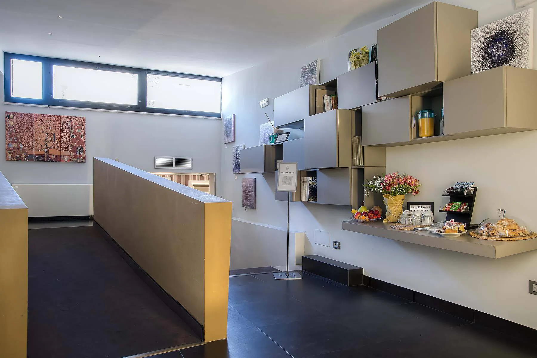 Fragrance St. Peter - facilities