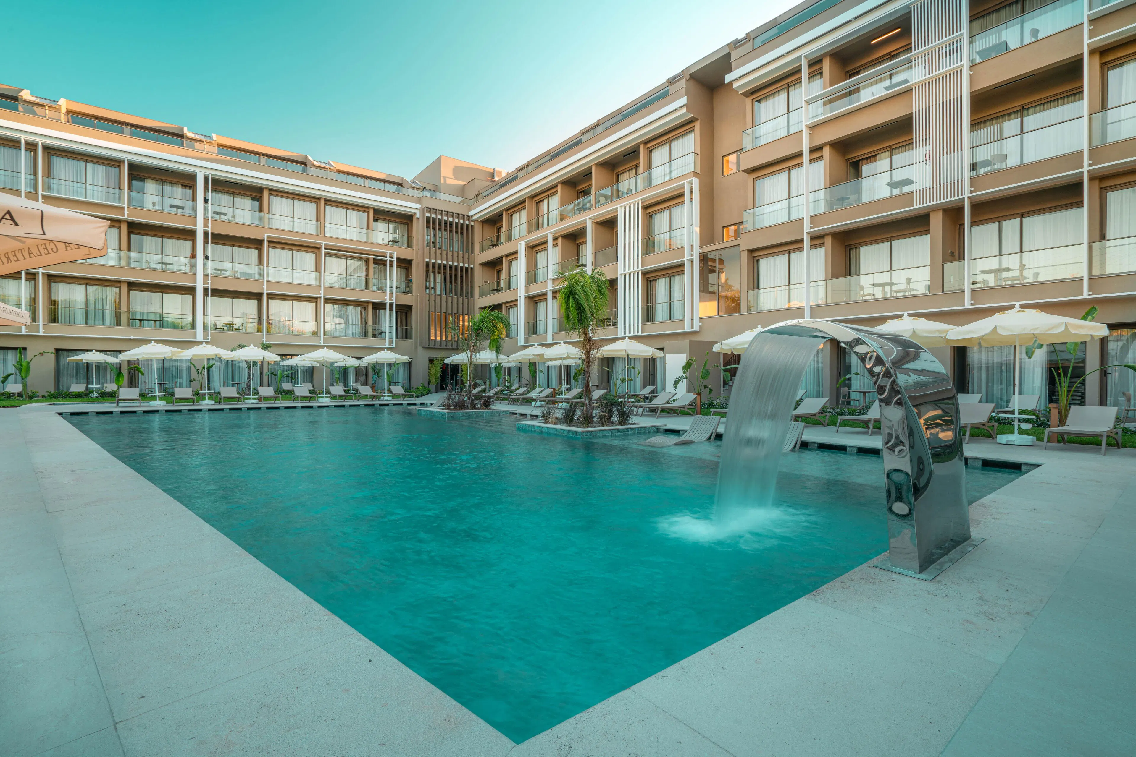 Prive Suite Side & Spa Hotel - exterior