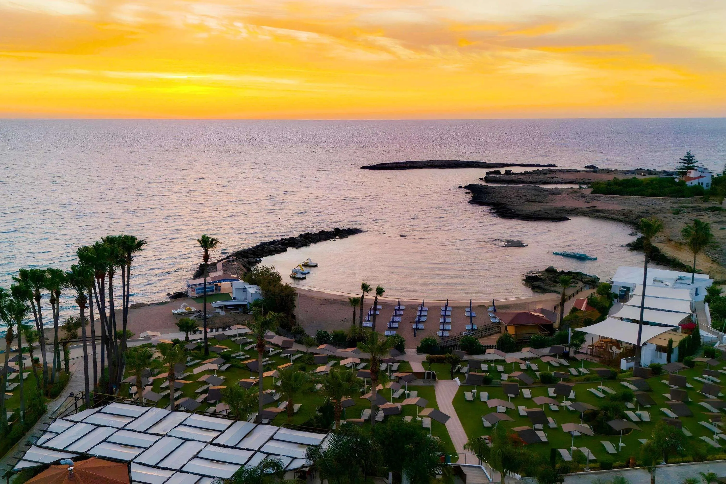 Cavo Maris Beach - exterior