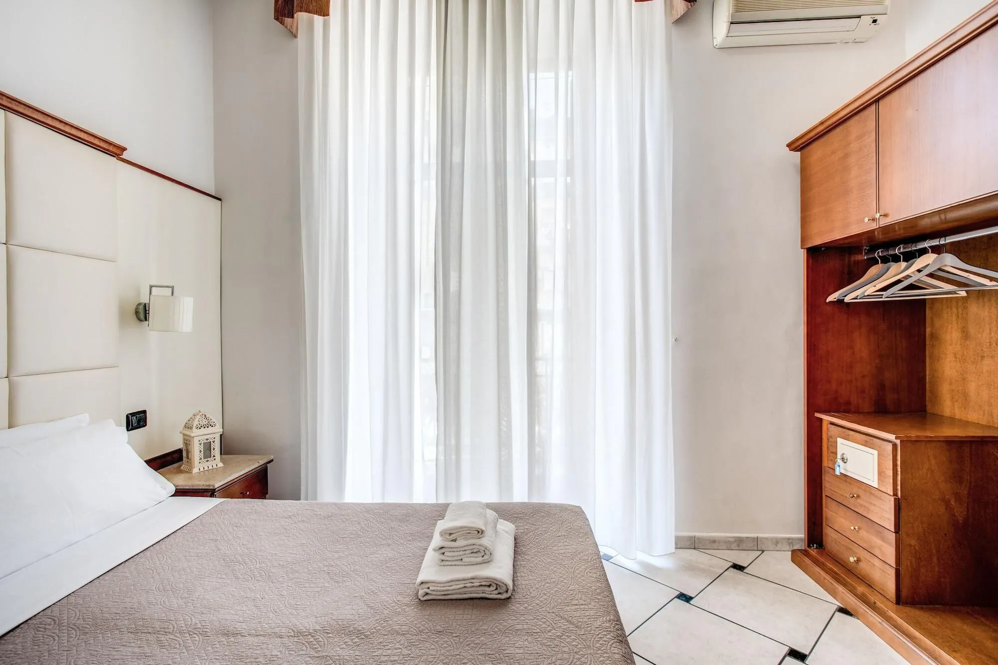 Hotel Garibaldi - rooms