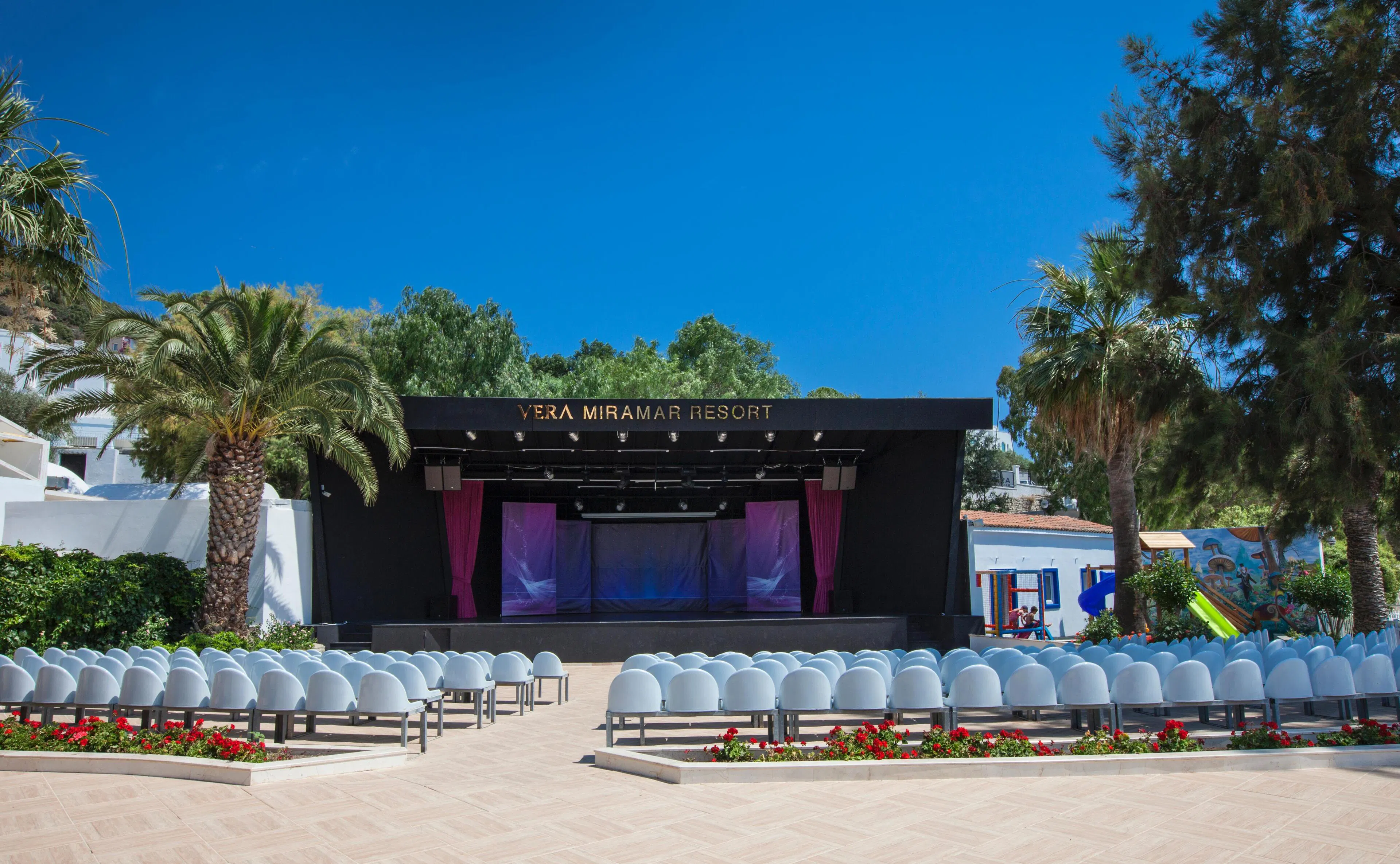 LABRANDA TMT Bodrum Resort - entertainment