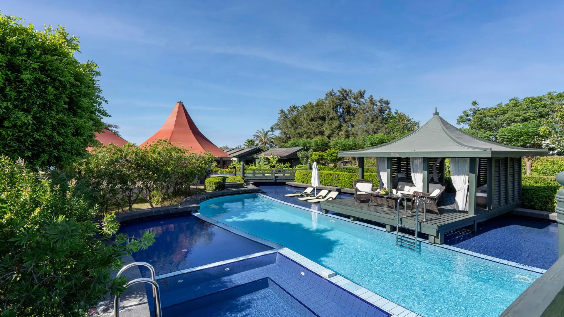 Limak Lara Deluxe Hotel & Resort - pool