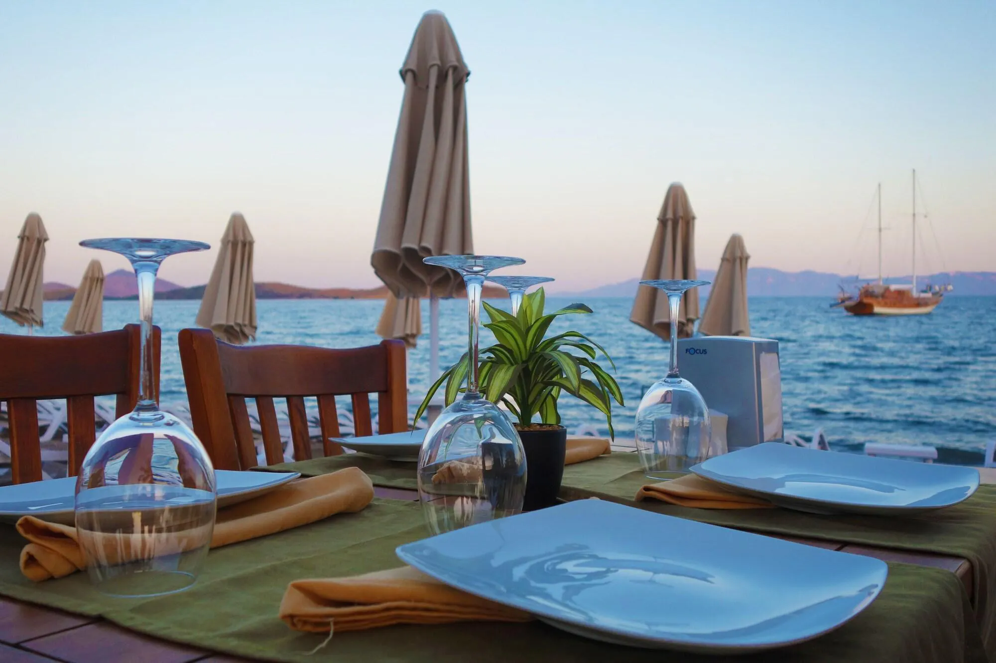 Zest Exclusive Hotel & Spa - foodAndBeverage
