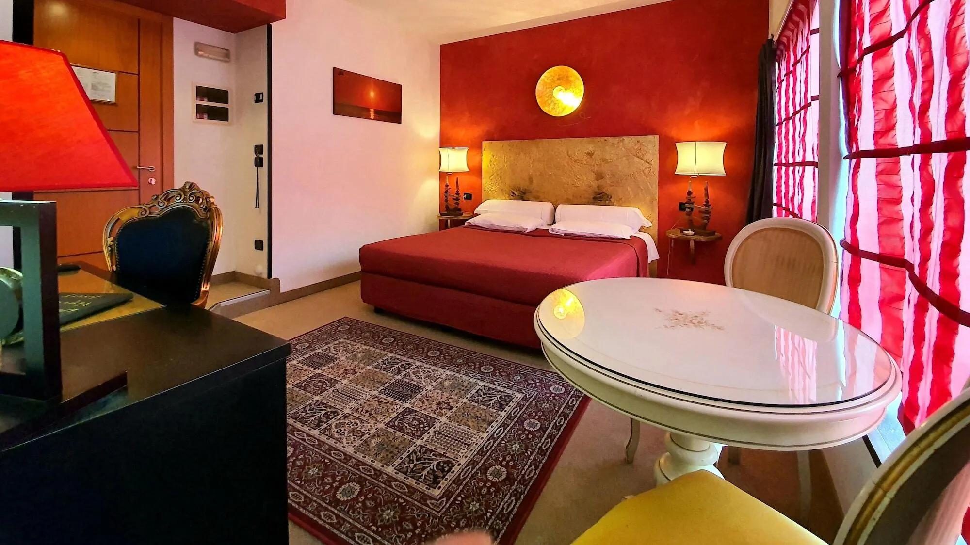Hotel Feel Inn - rooms