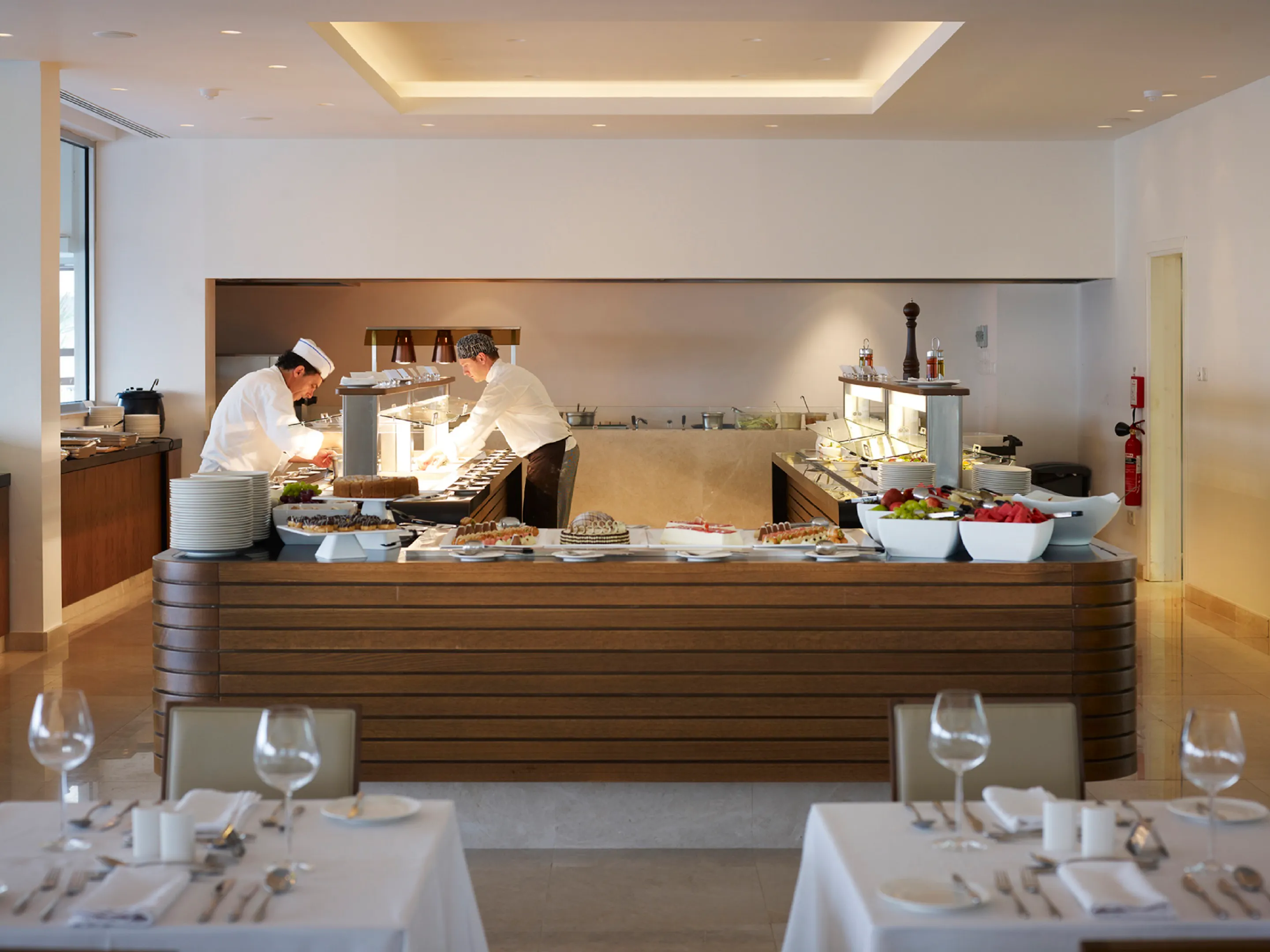 Sunrise Pearl Hotel & Spa - foodAndBeverage