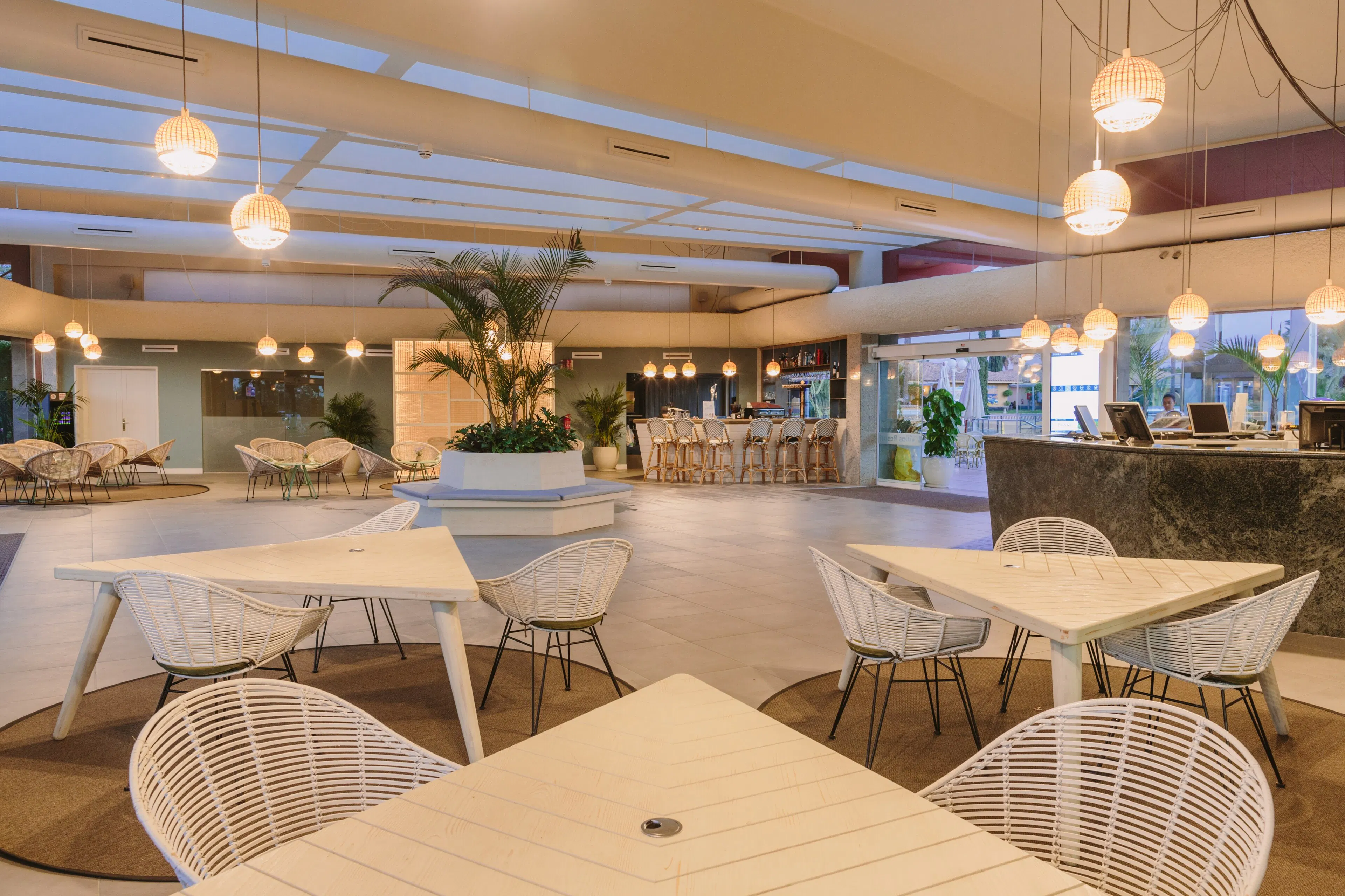 Suites & Villas by Dunas - foodAndBeverage