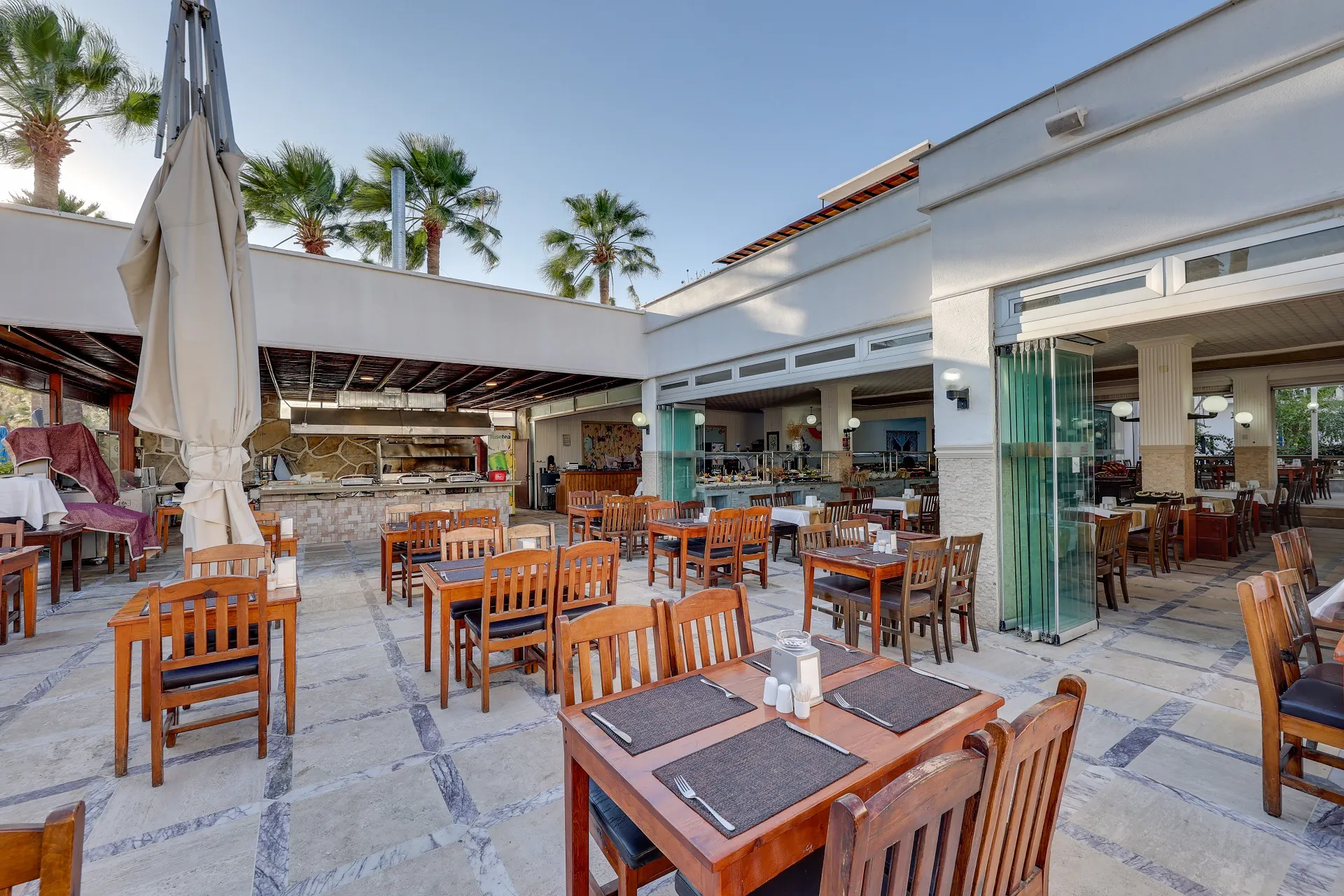 Sami Beach - foodAndBeverage