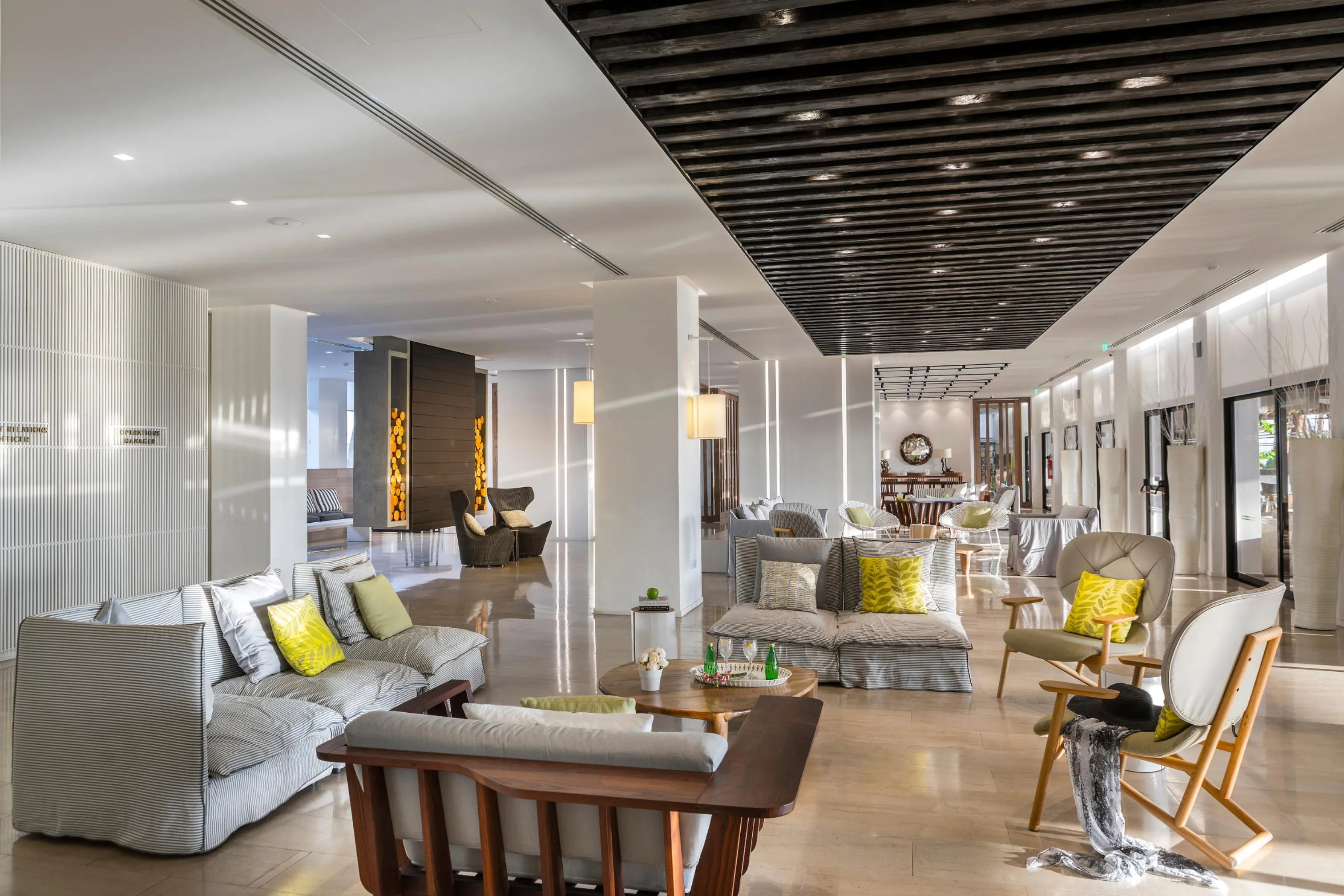 Cavo Maris Beach - facilities
