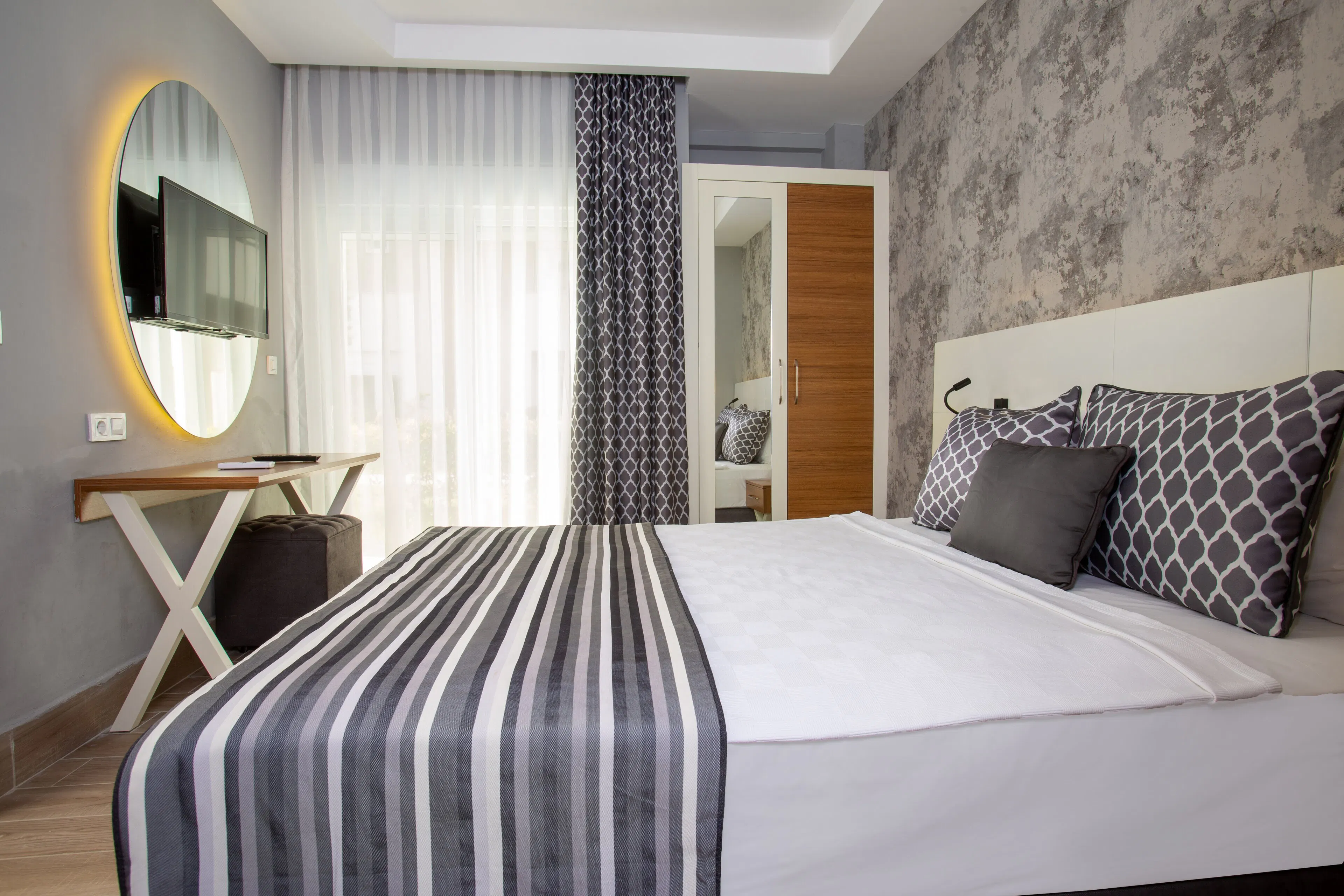 Greenwood Suites Resort - rooms