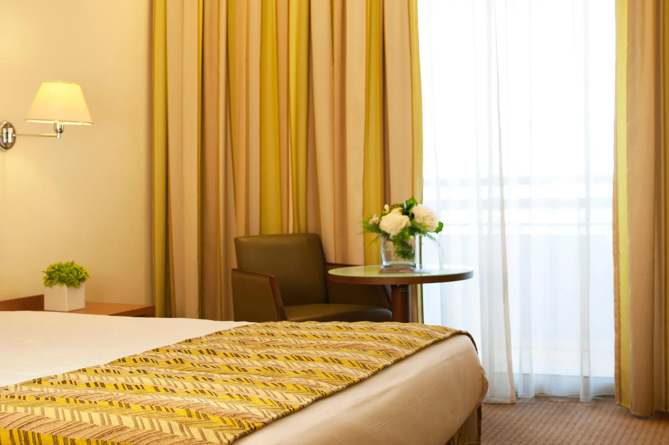 Ajax Hotel - rooms