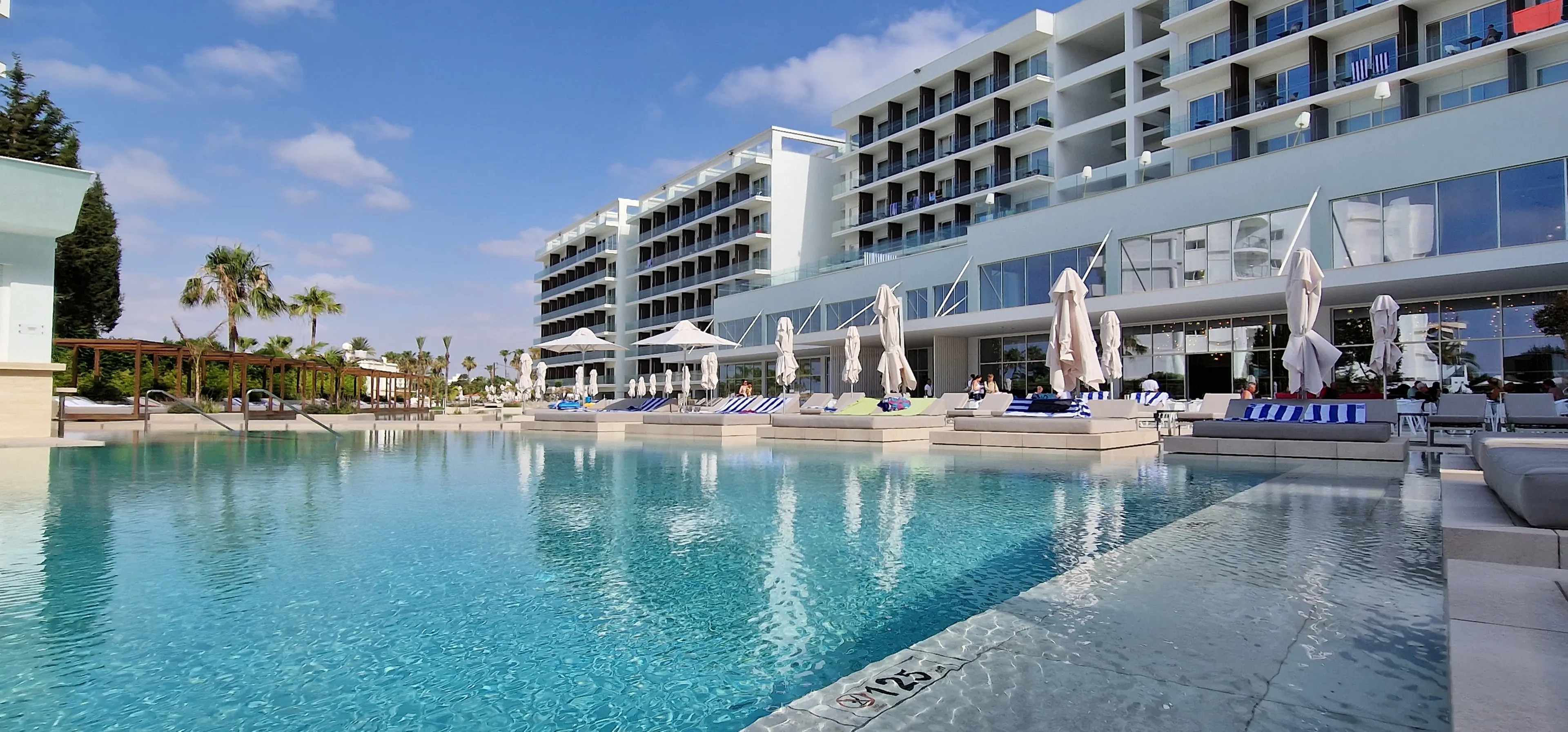 Chrysomare Beach Hotel and Resort - pool