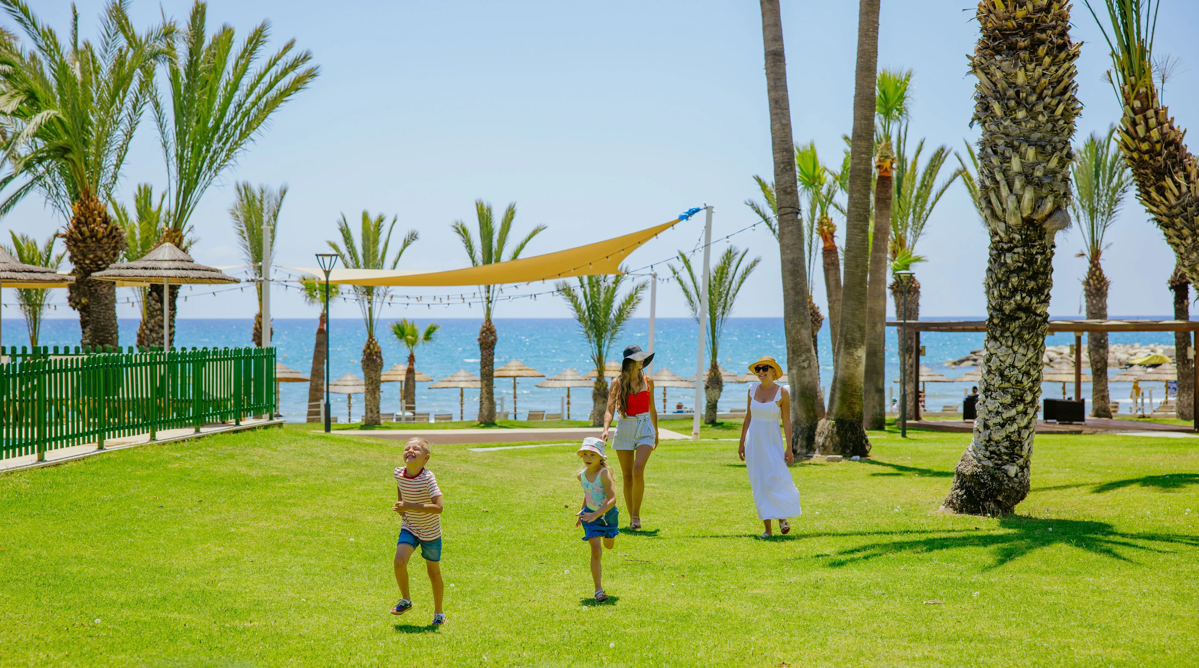 Golden Bay Beach Hotel - location