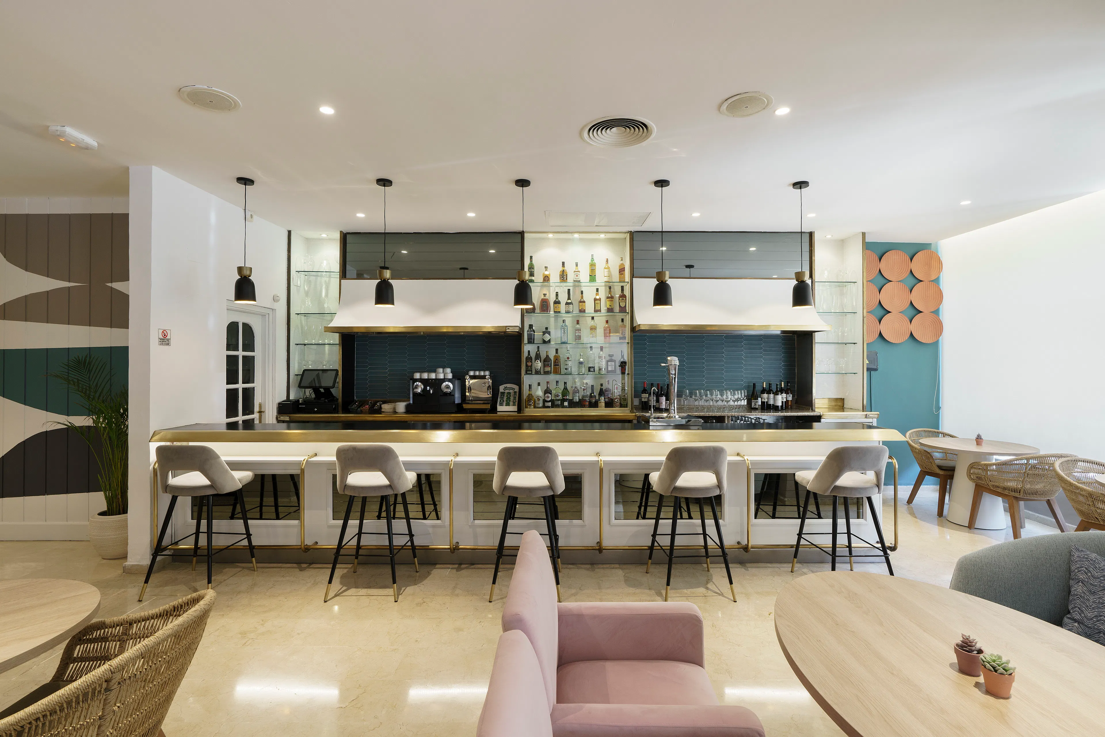 Hotel Costa Malaga by Pierre Vacances - foodAndBeverage