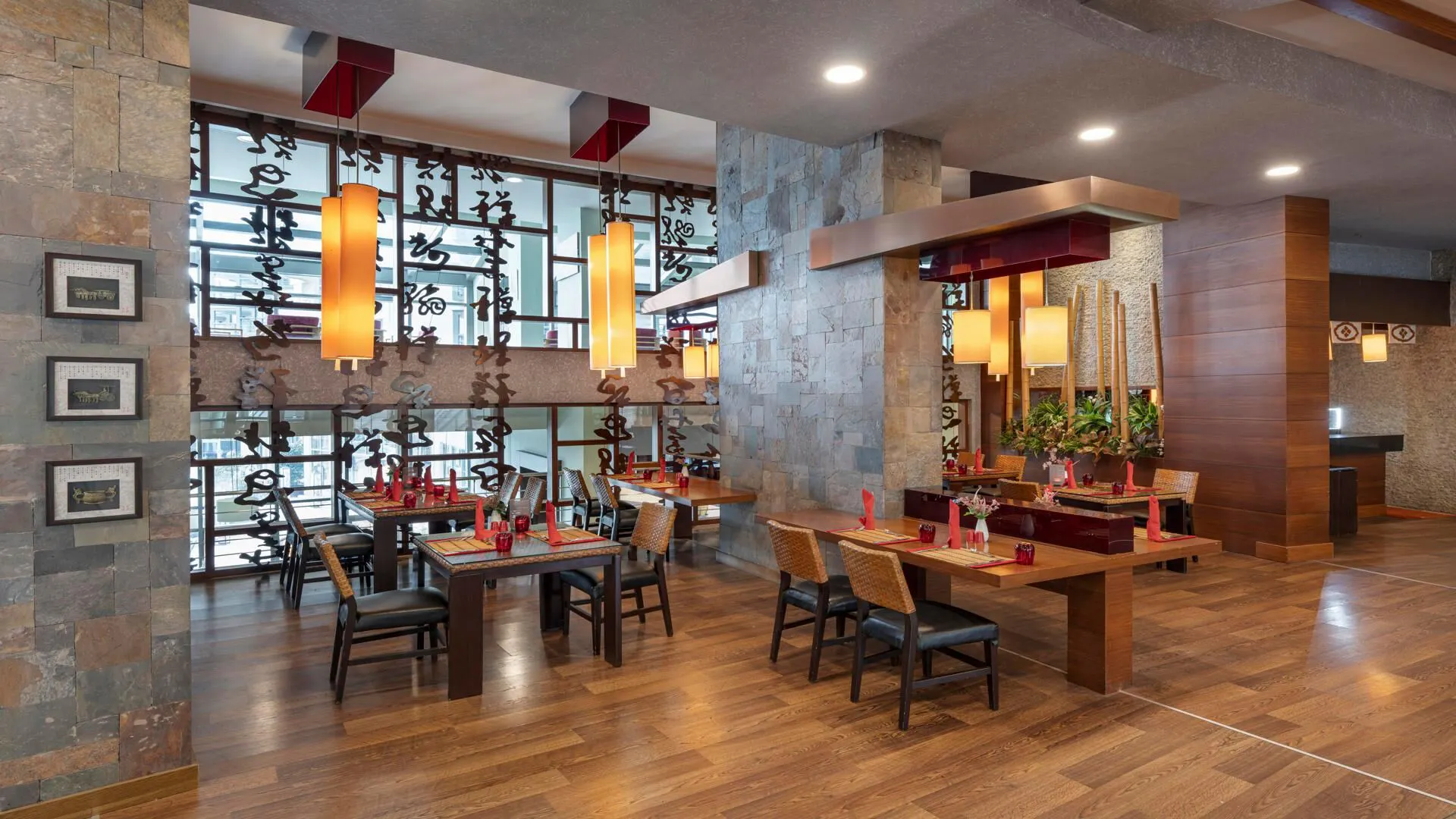 Limak Lara Deluxe Hotel & Resort - foodAndBeverage