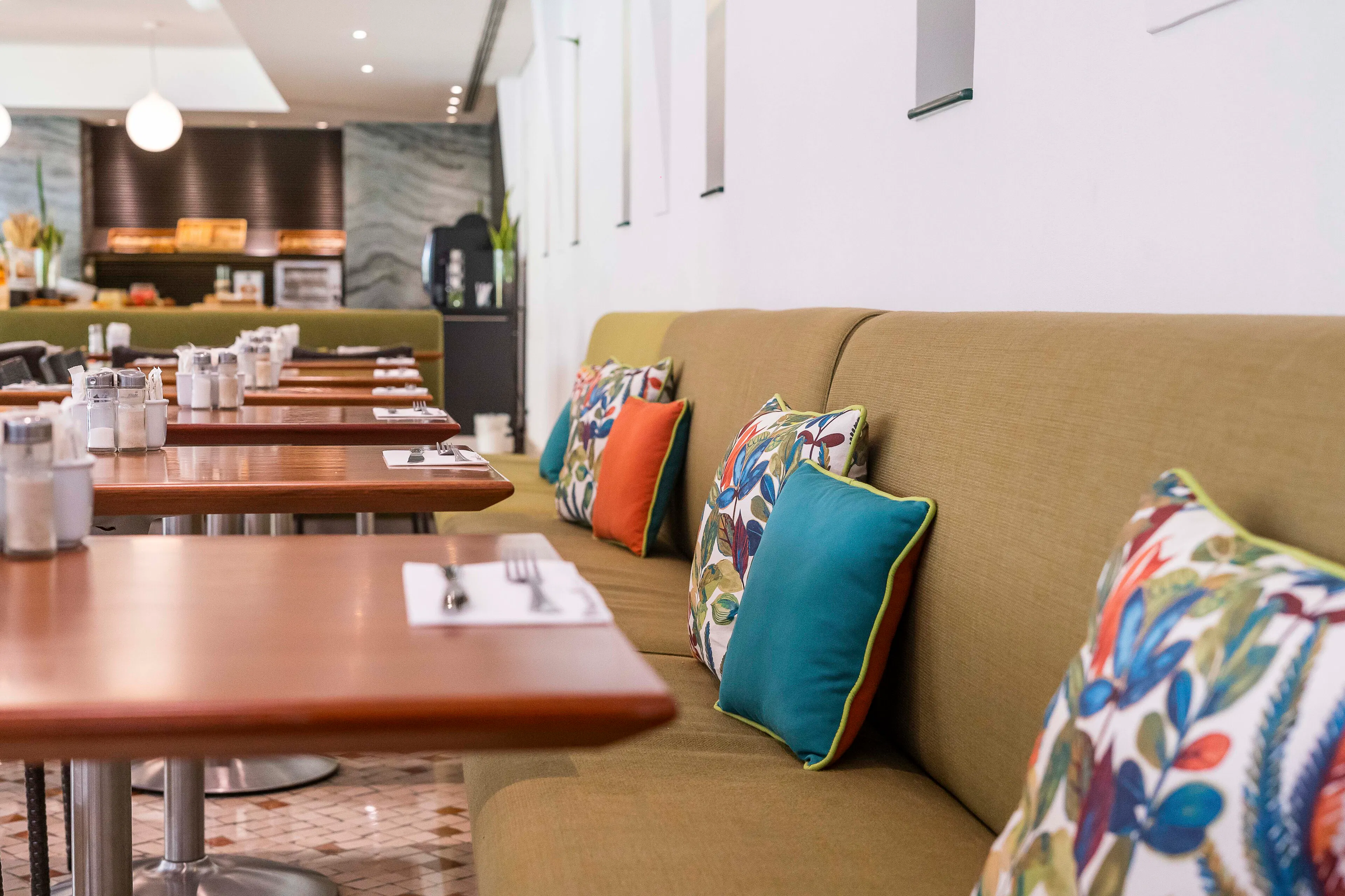 HF Fénix Garden - foodAndBeverage