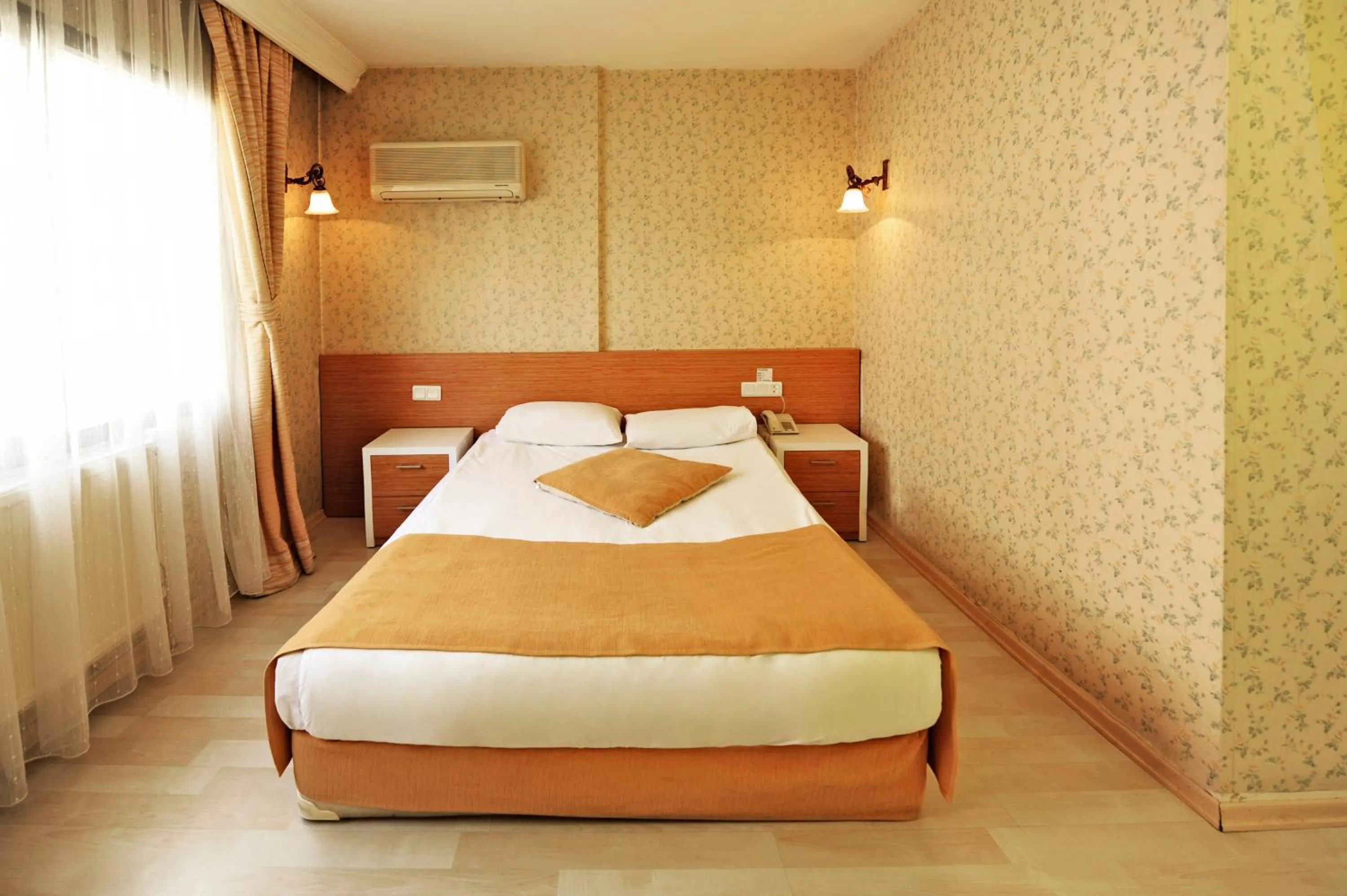 Üstün Alsancak - rooms