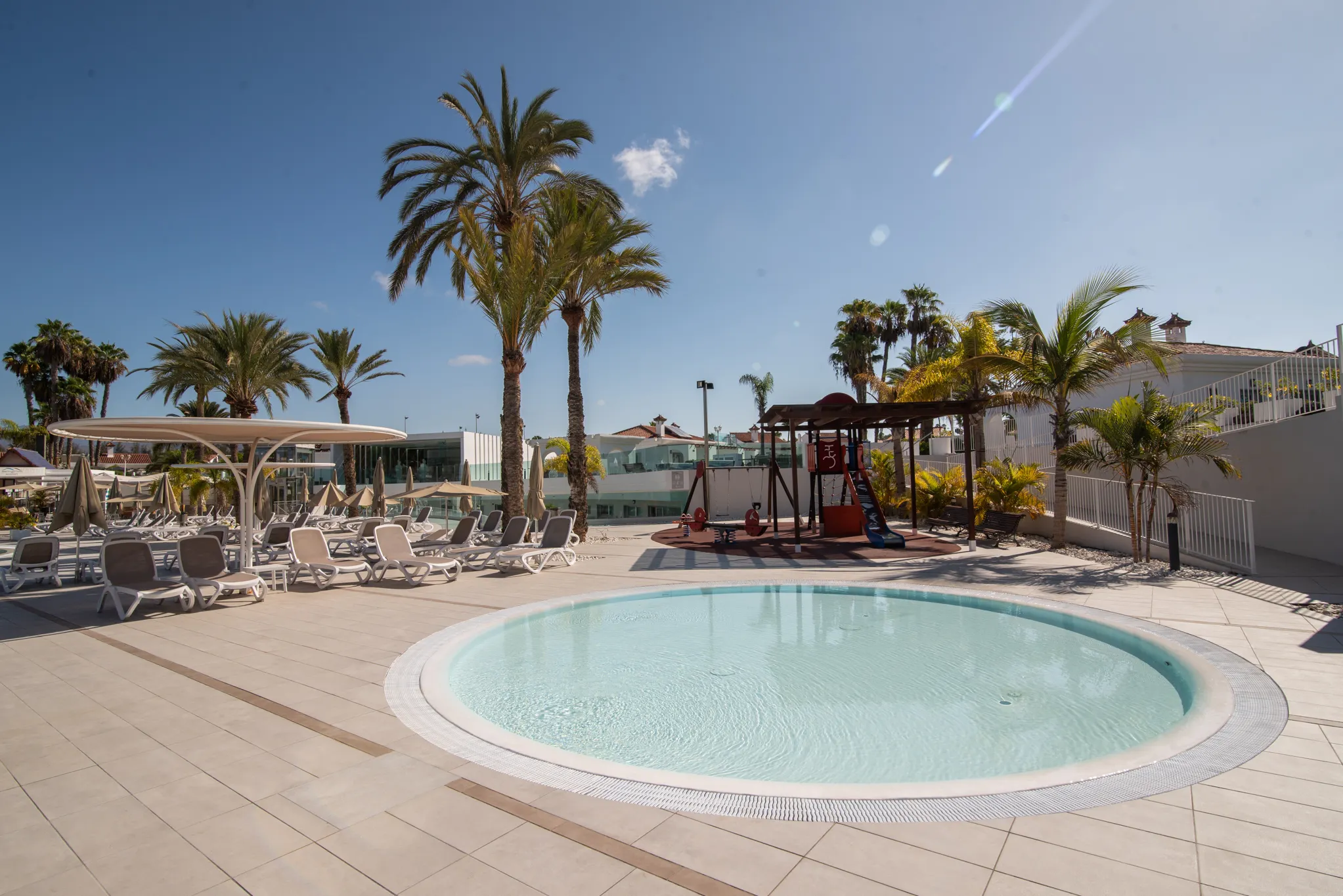 Hotel LIVVO Dunagolf Suites - pool