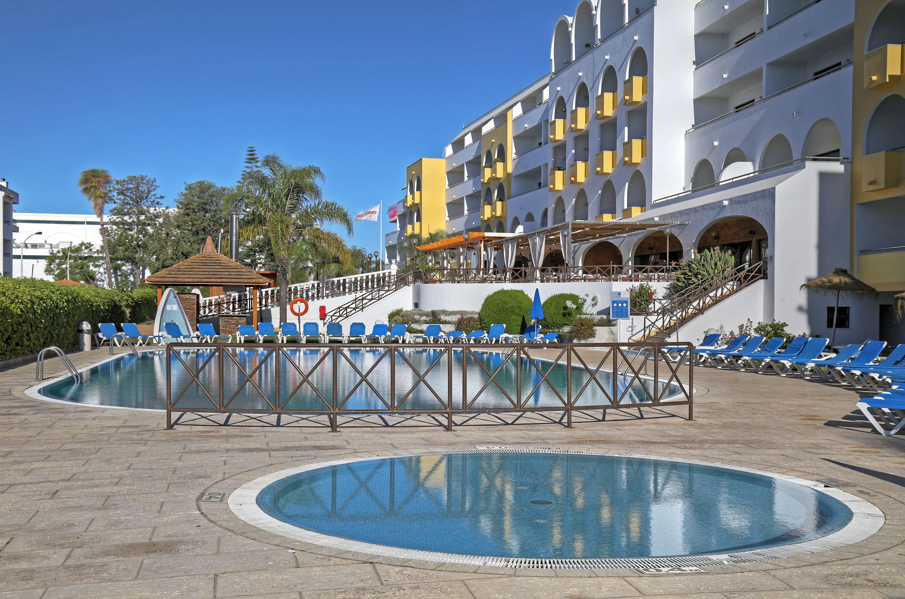 Paladim & Alagoa Mar Aparthotels - pool