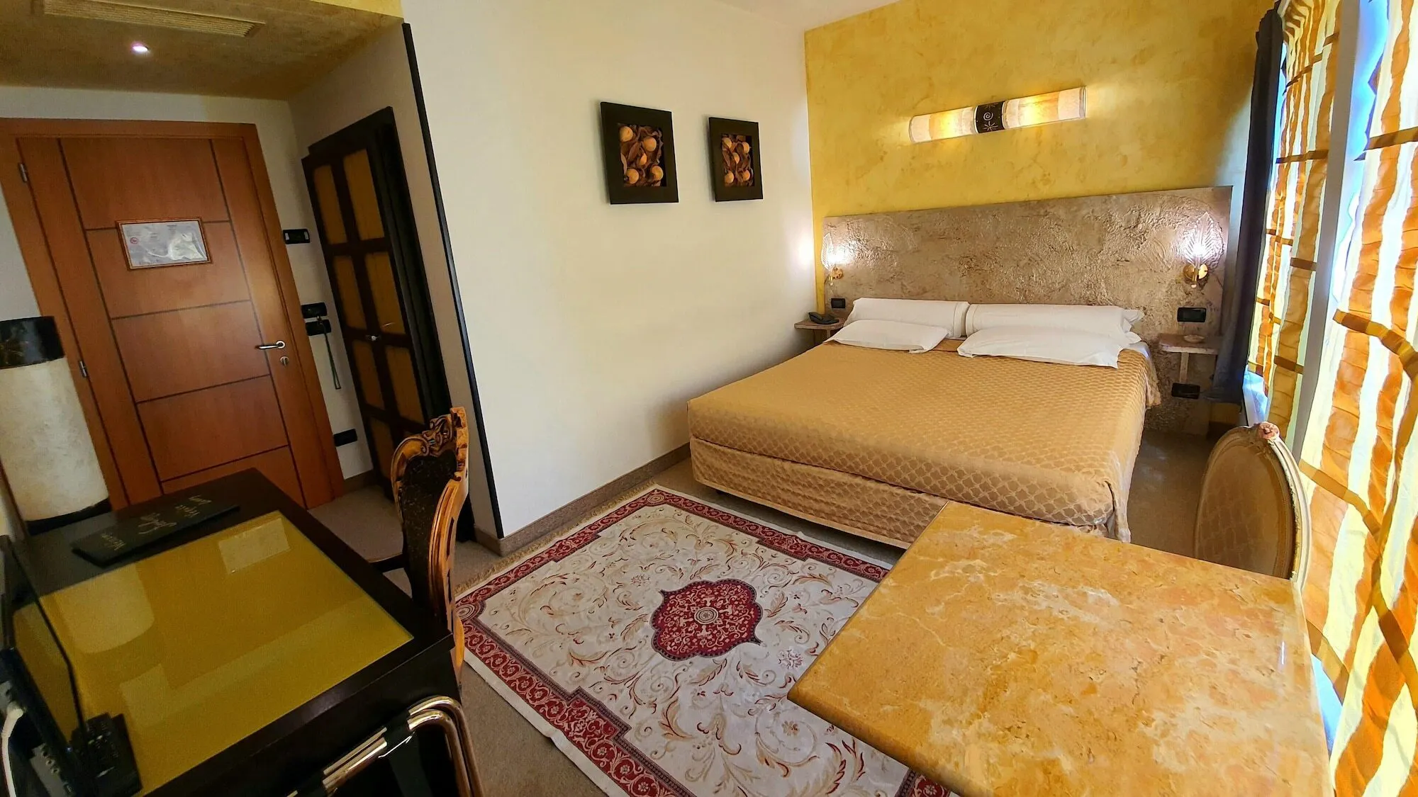 Hotel Feel Inn - rooms