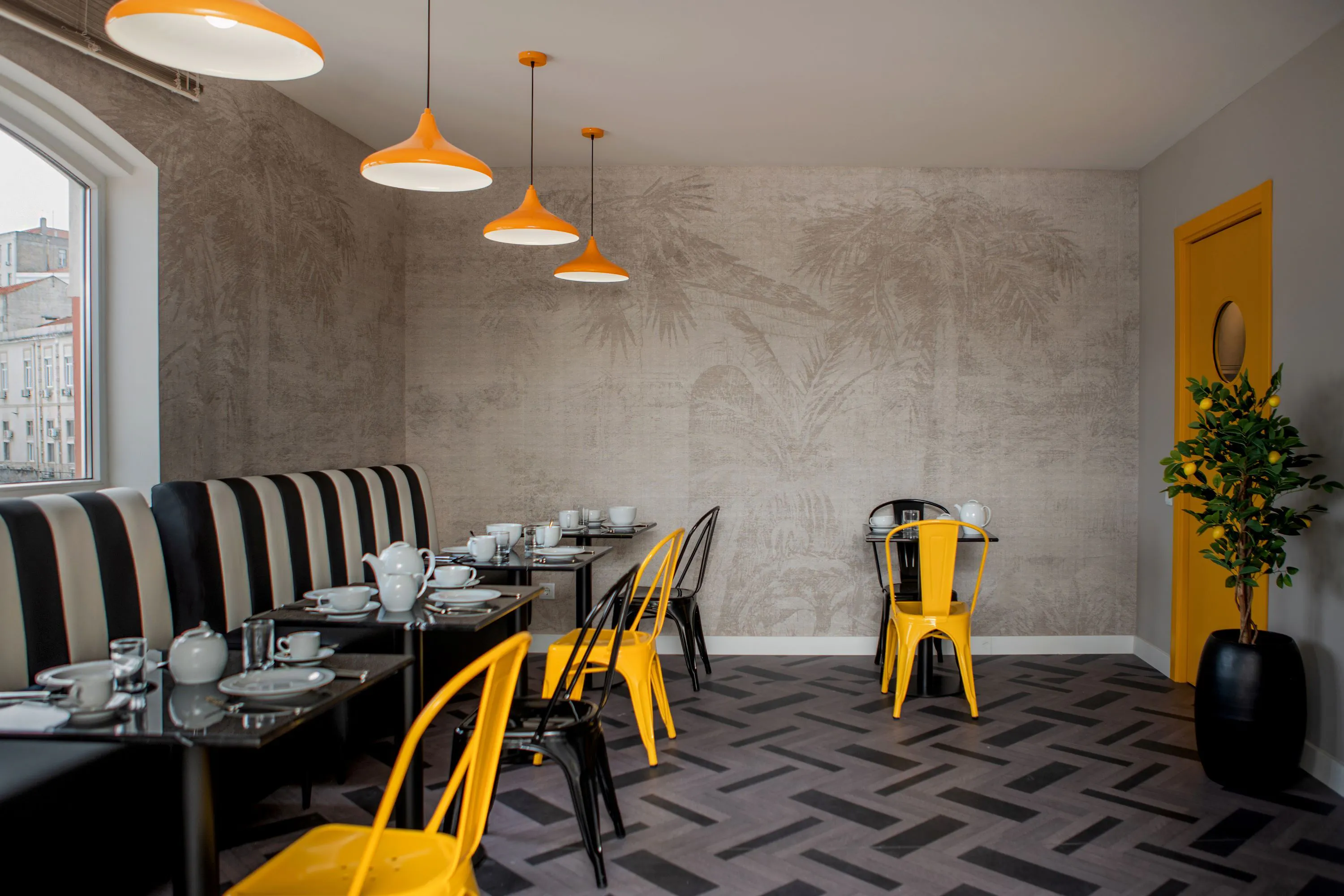 Gloria Suites Hotel by Succeed - foodAndBeverage