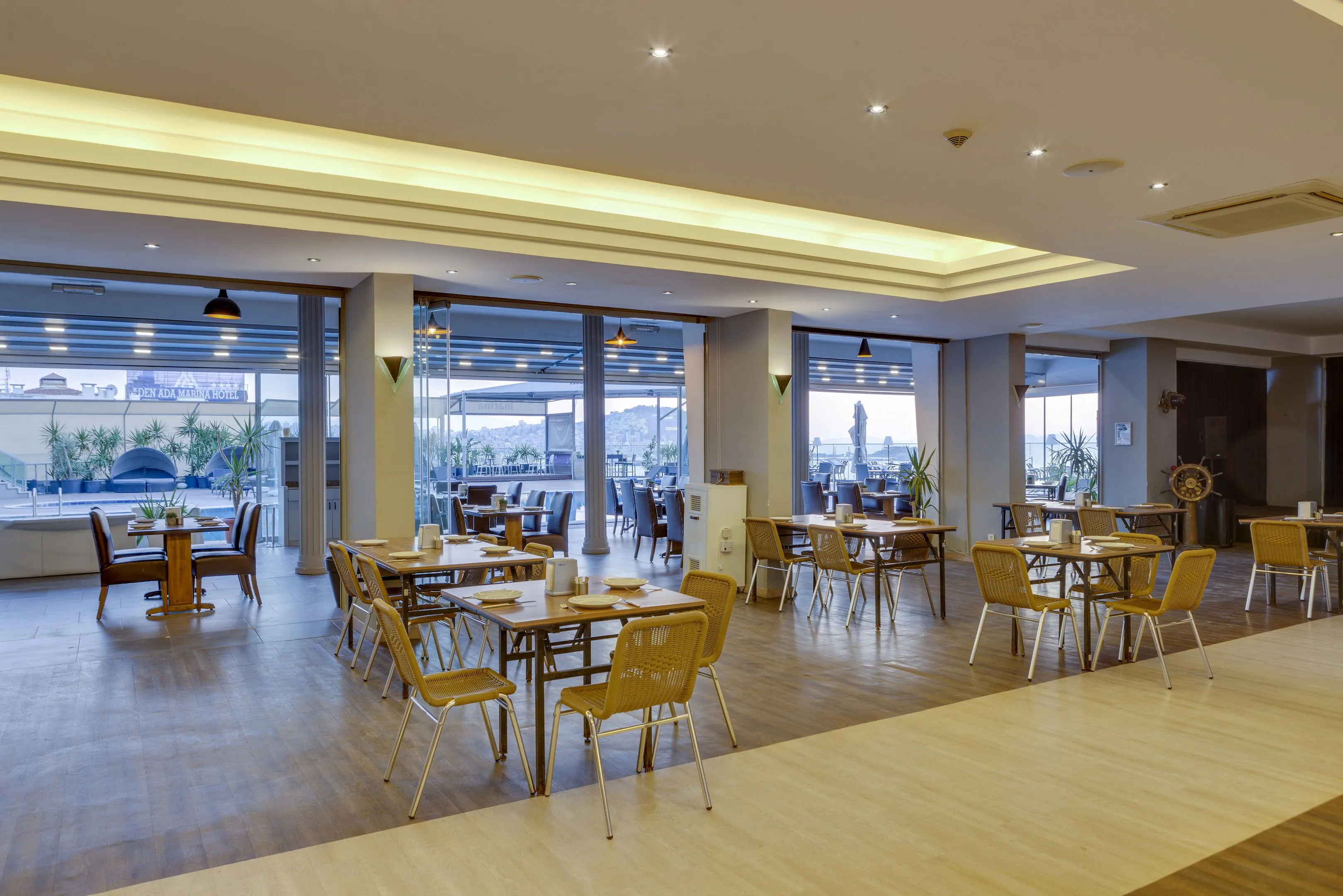 Elite World Kusadasi Hotel - foodAndBeverage
