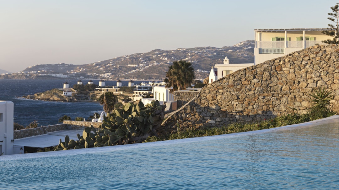 Mykonos Earth