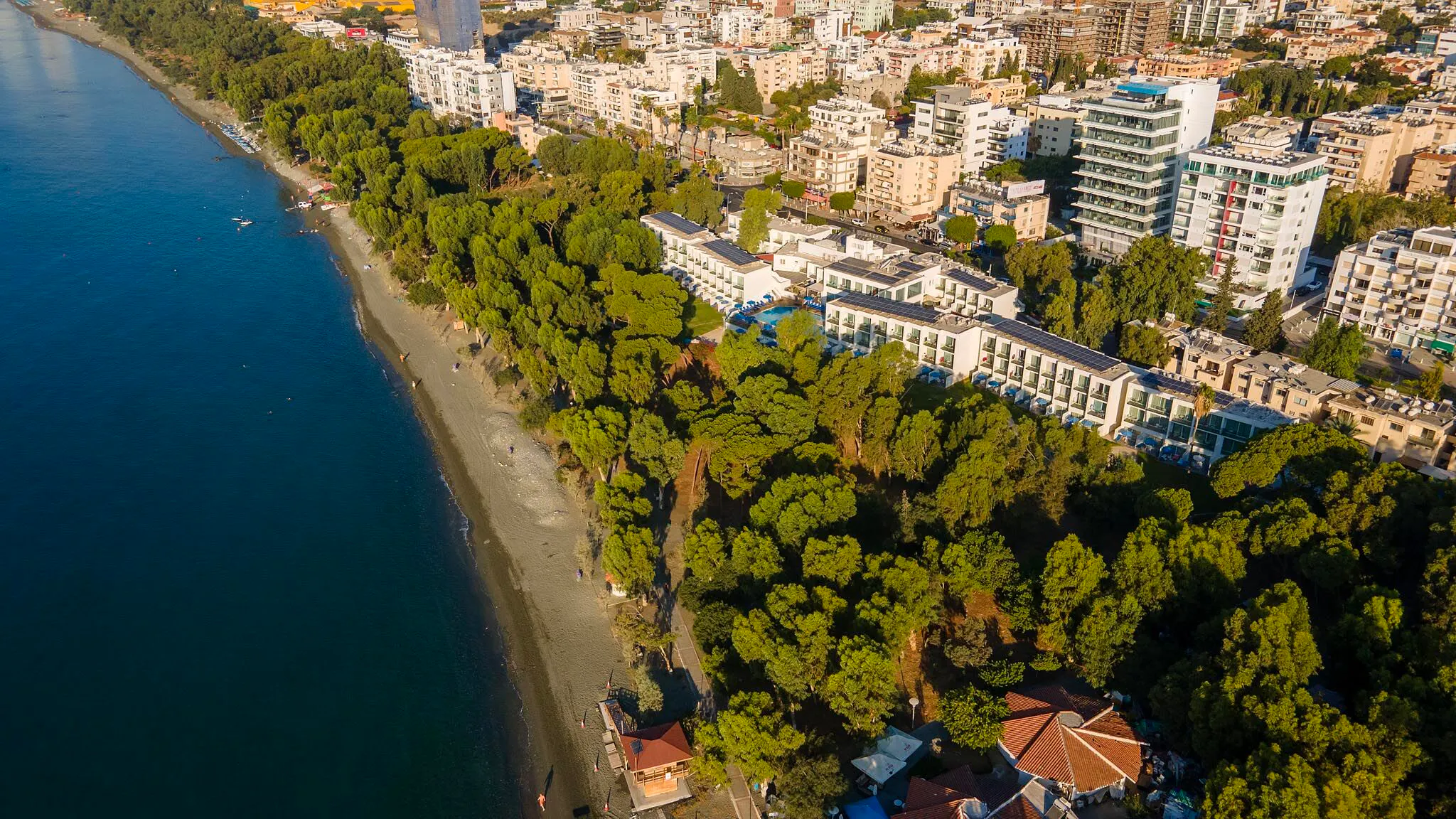 Park Beach Hotel - beach