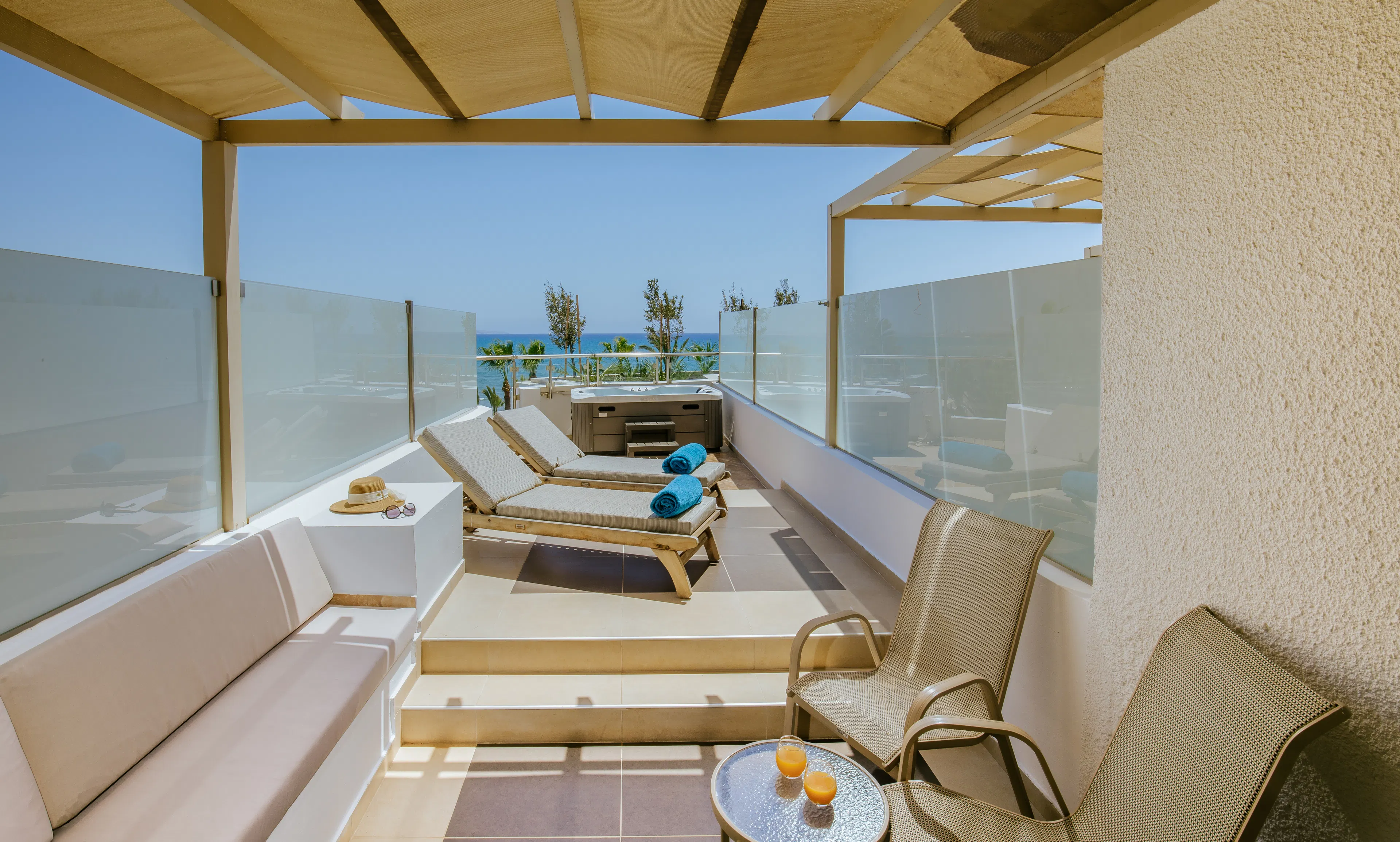 Golden Bay Beach Hotel - rooms