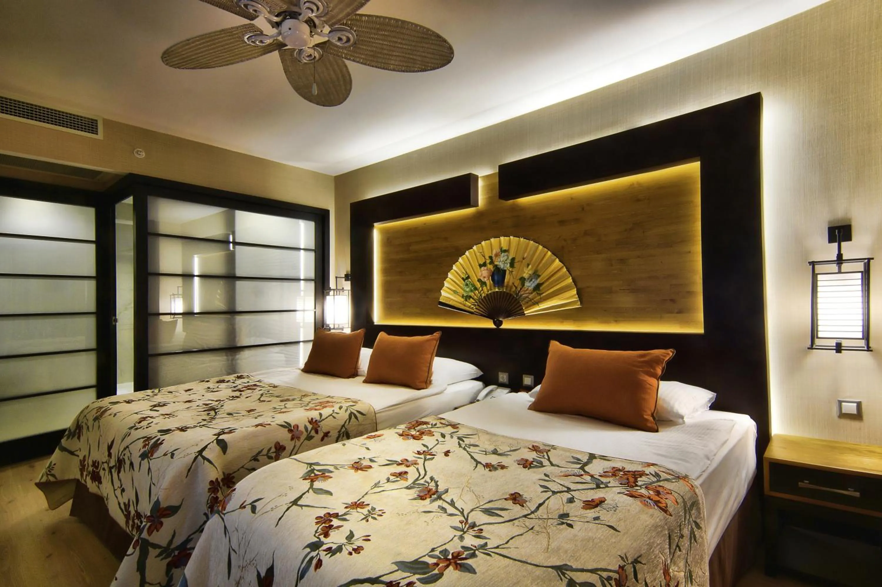 Limak Lara Deluxe Hotel & Resort - rooms