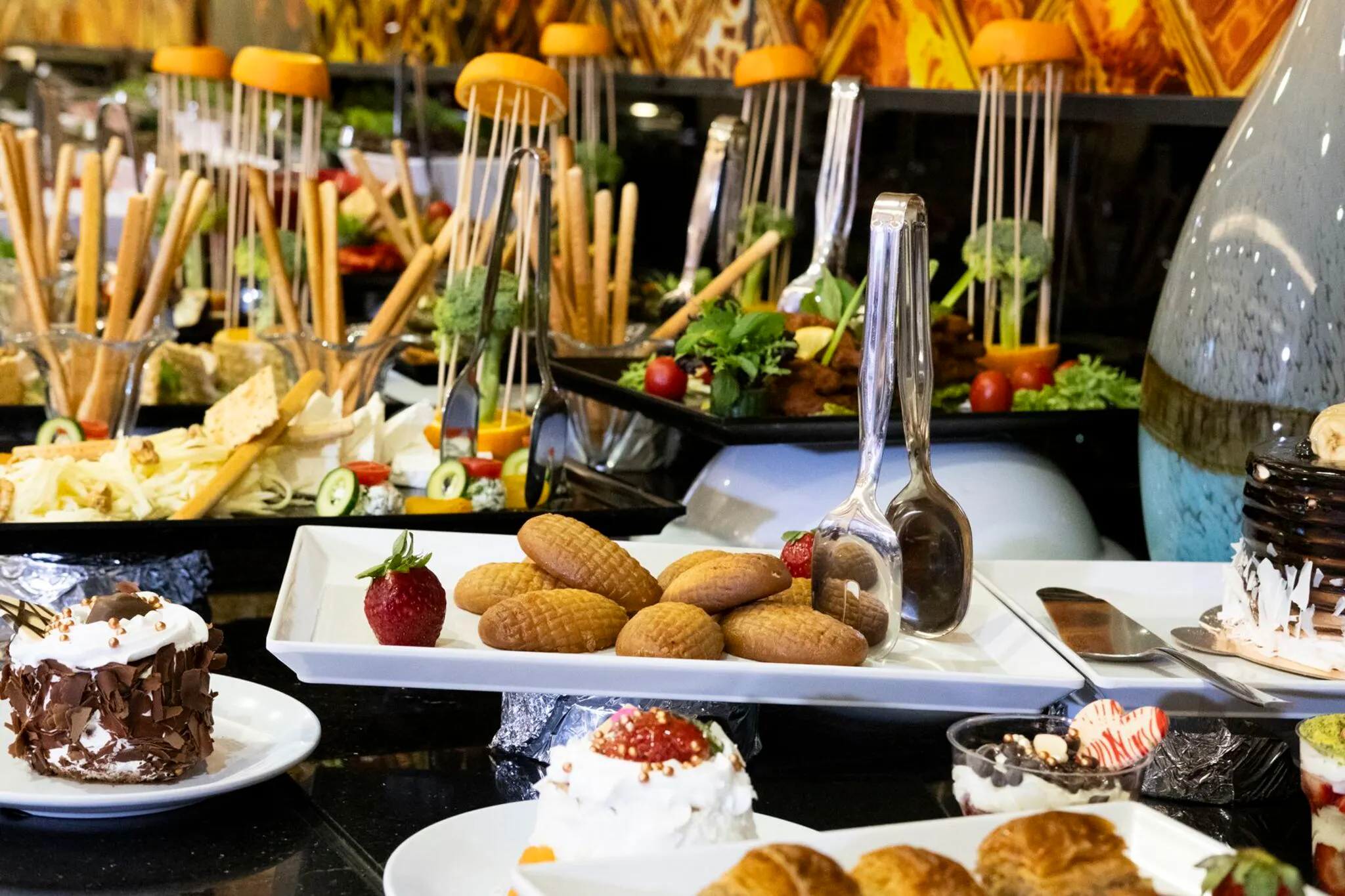 Duqqan Deluxe Hotel - foodAndBeverage