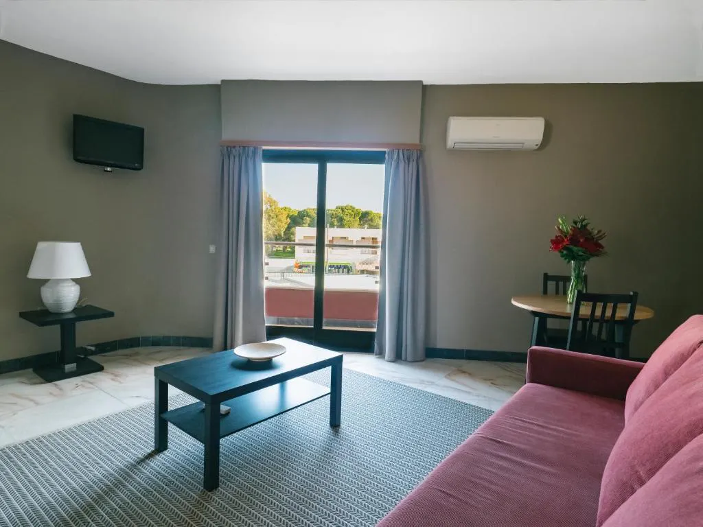 Topazio Vibe Beach Hotel & Apartments - ADULT FRIENDLY - rooms