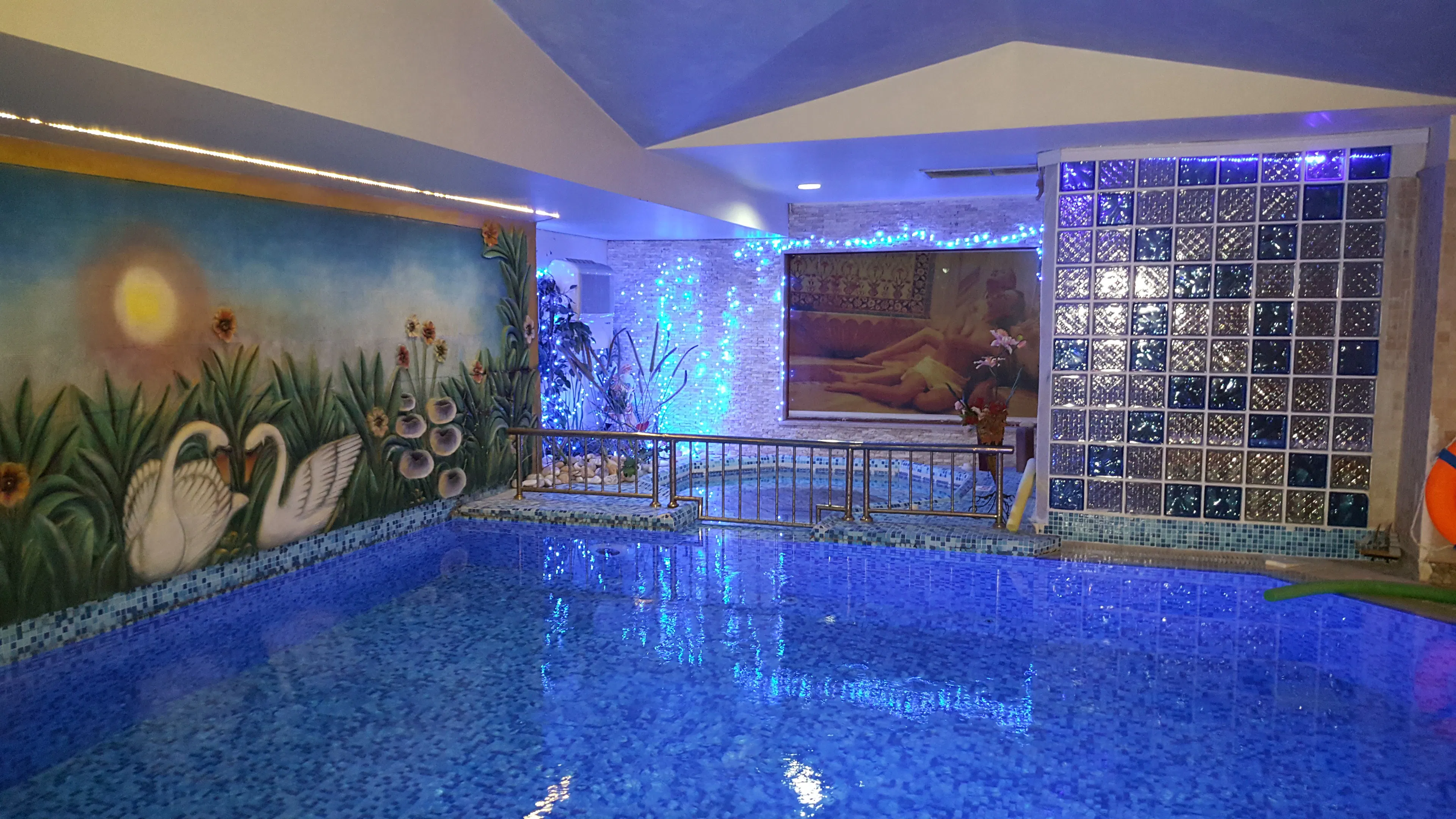 Derici Hotel - pool