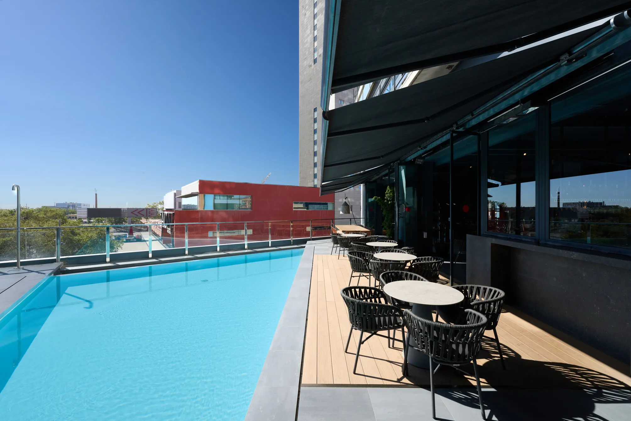Barcelona Princess - pool