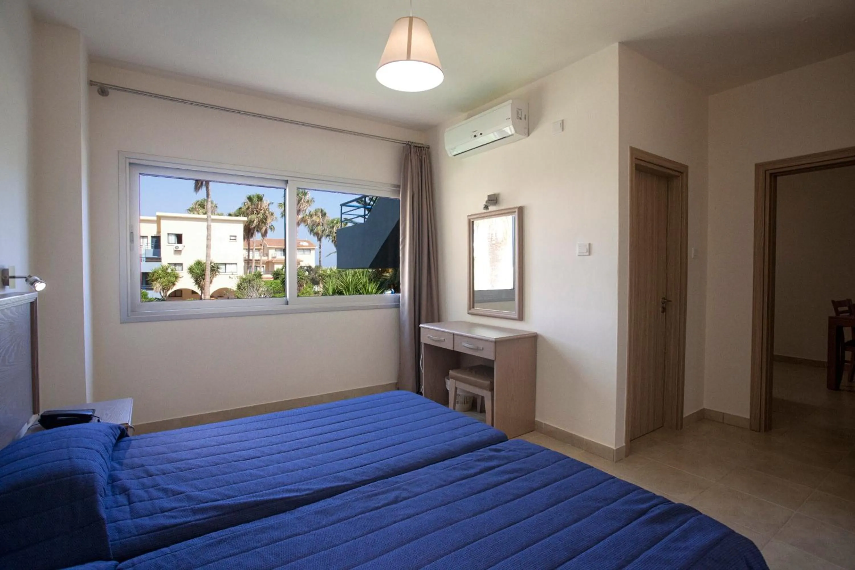 The Makronisos Holiday Village - rooms