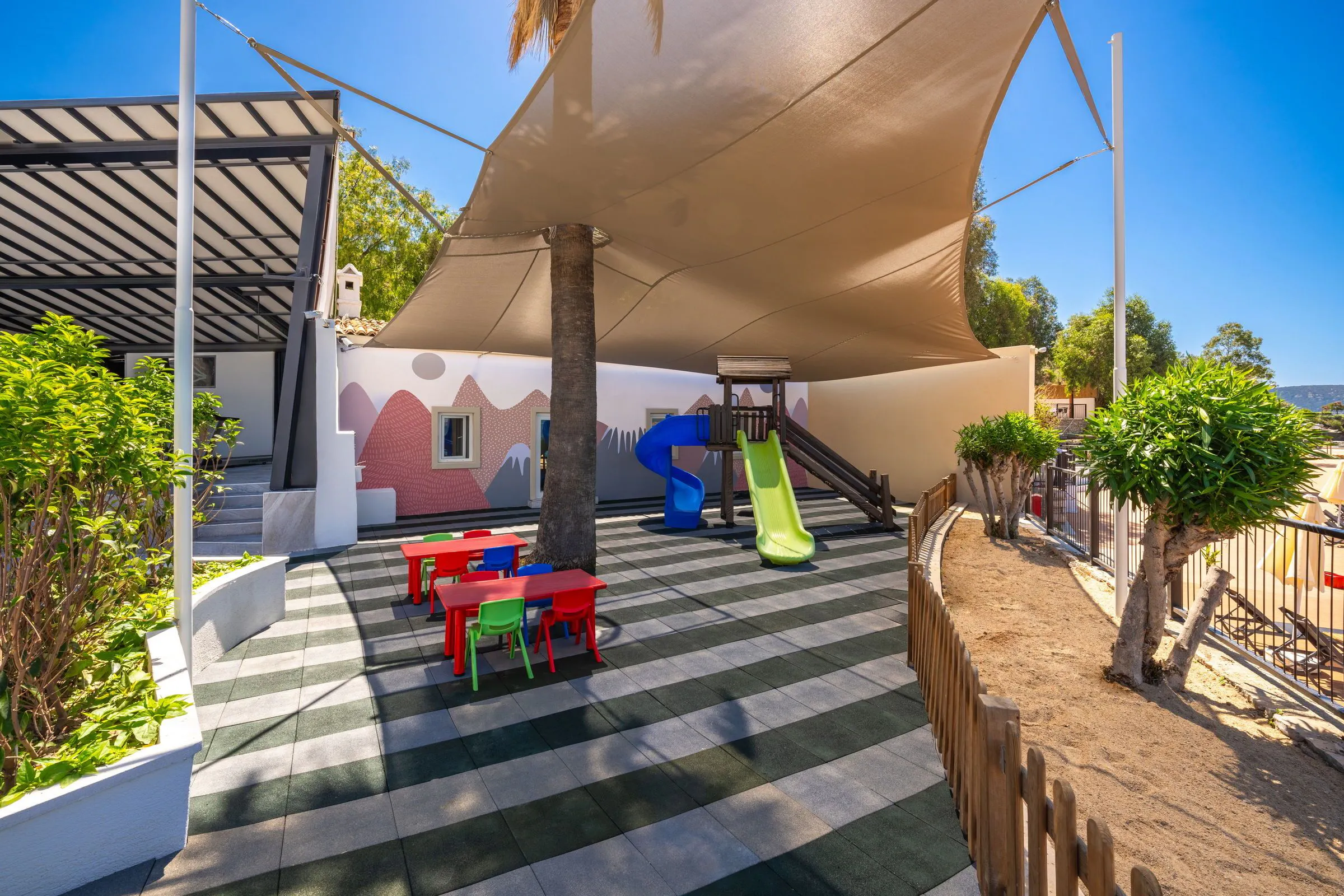 LABRANDA TMT Bodrum Resort - family