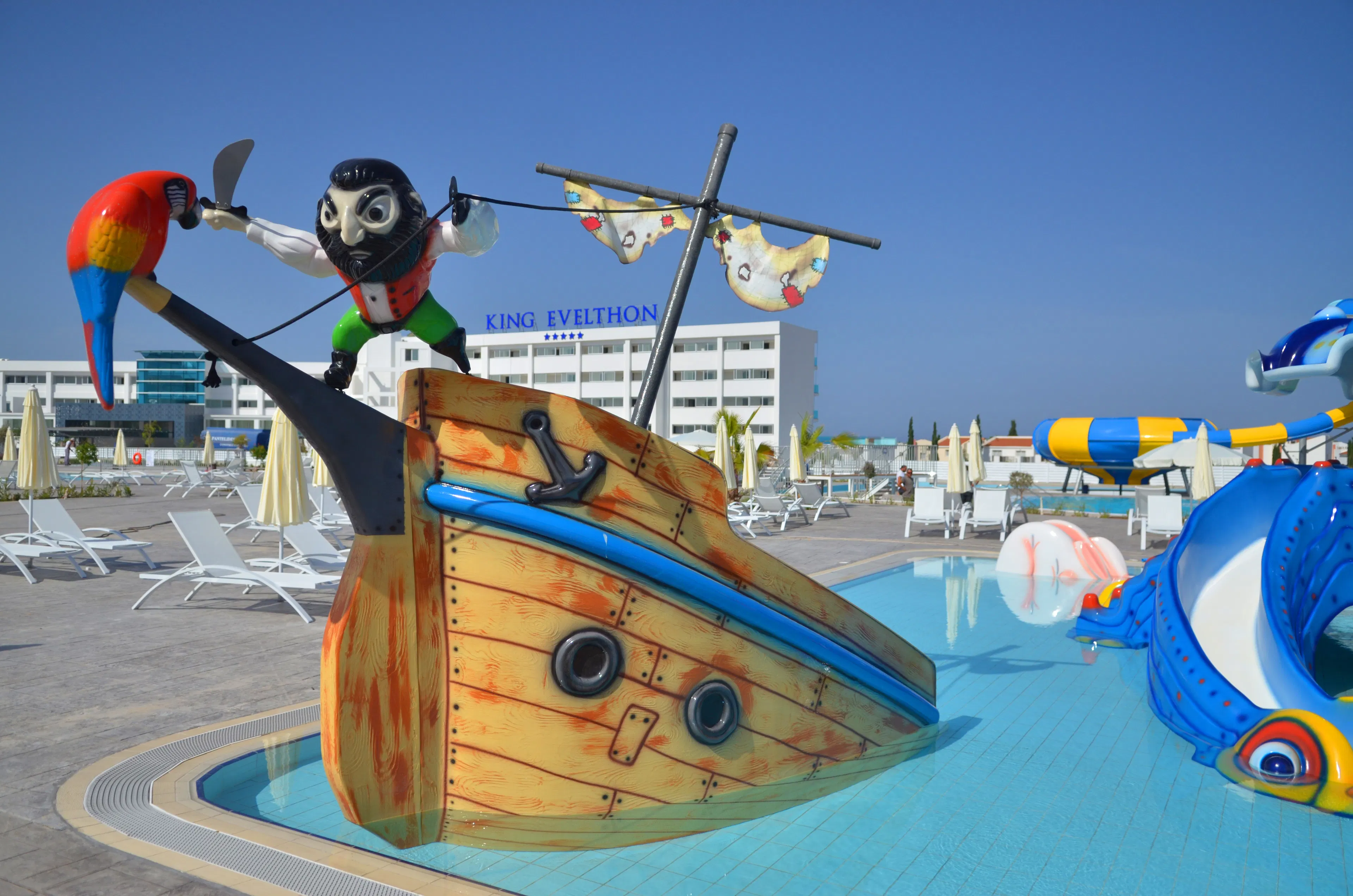 King Evelthon Beach Hotel and Resort - family