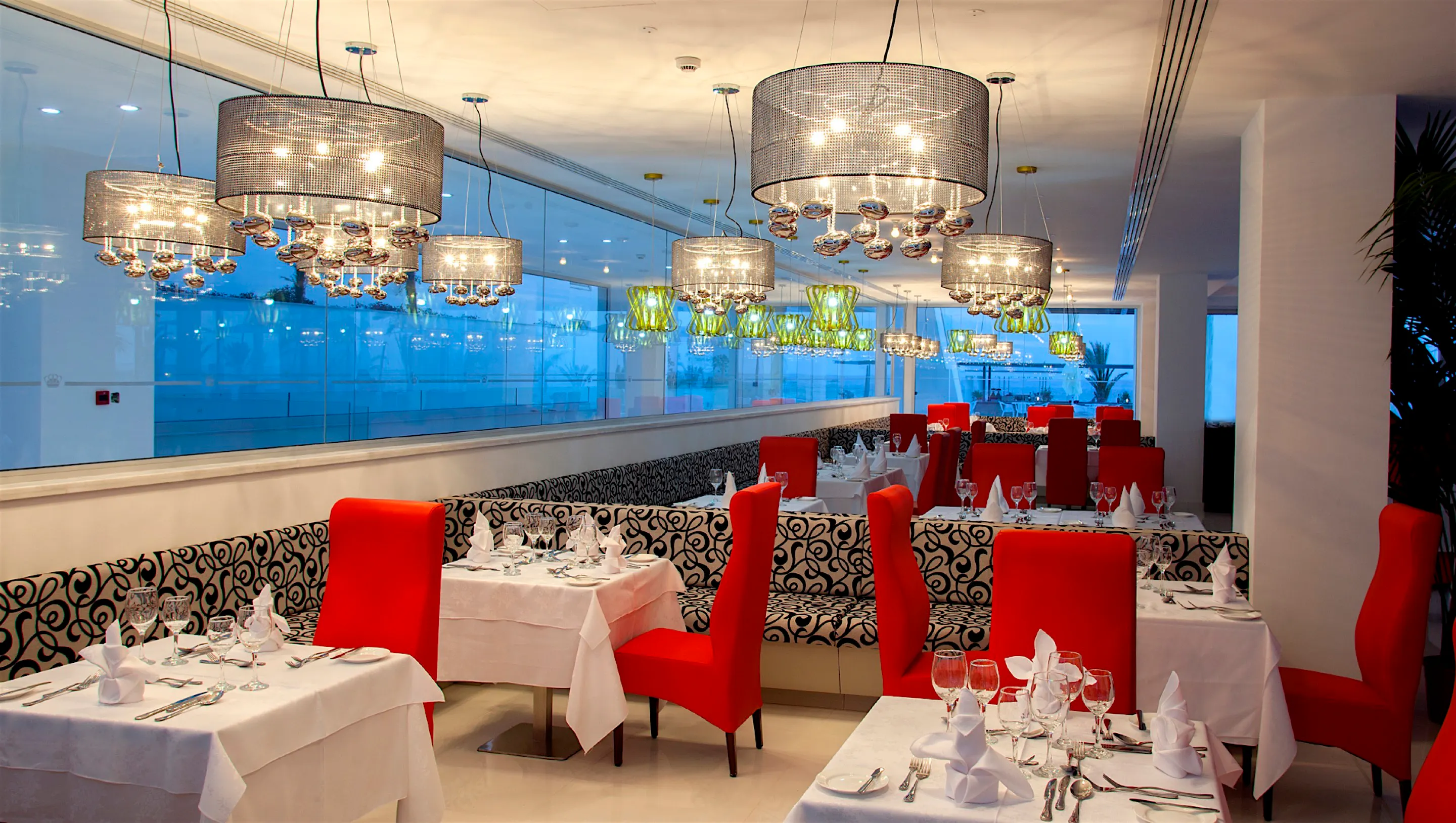 King Evelthon Beach Hotel and Resort - foodAndBeverage