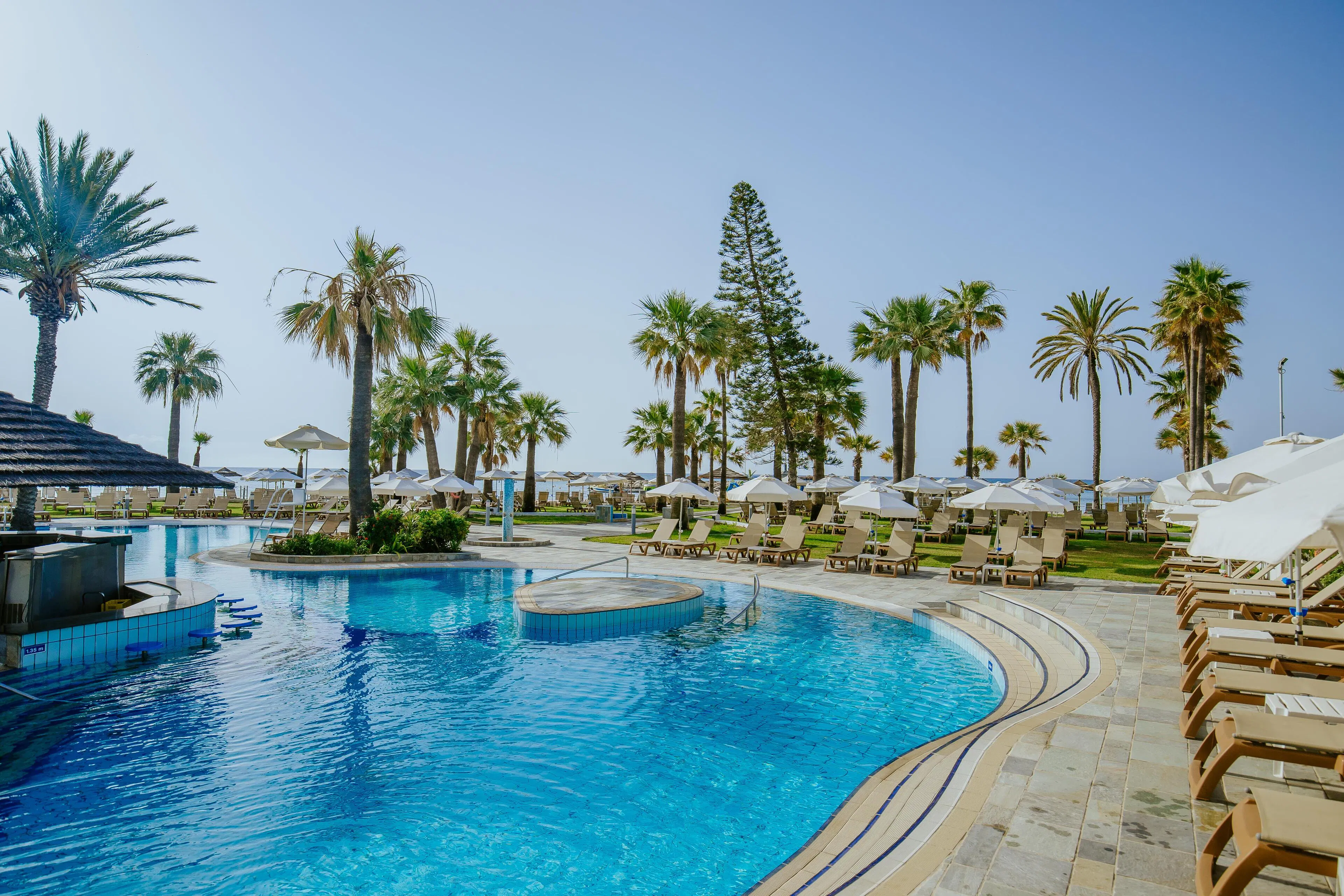Golden Bay Beach Hotel - pool