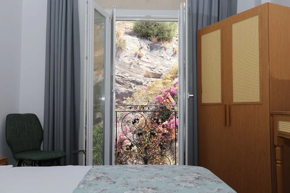 Ata Çesme Otel - rooms