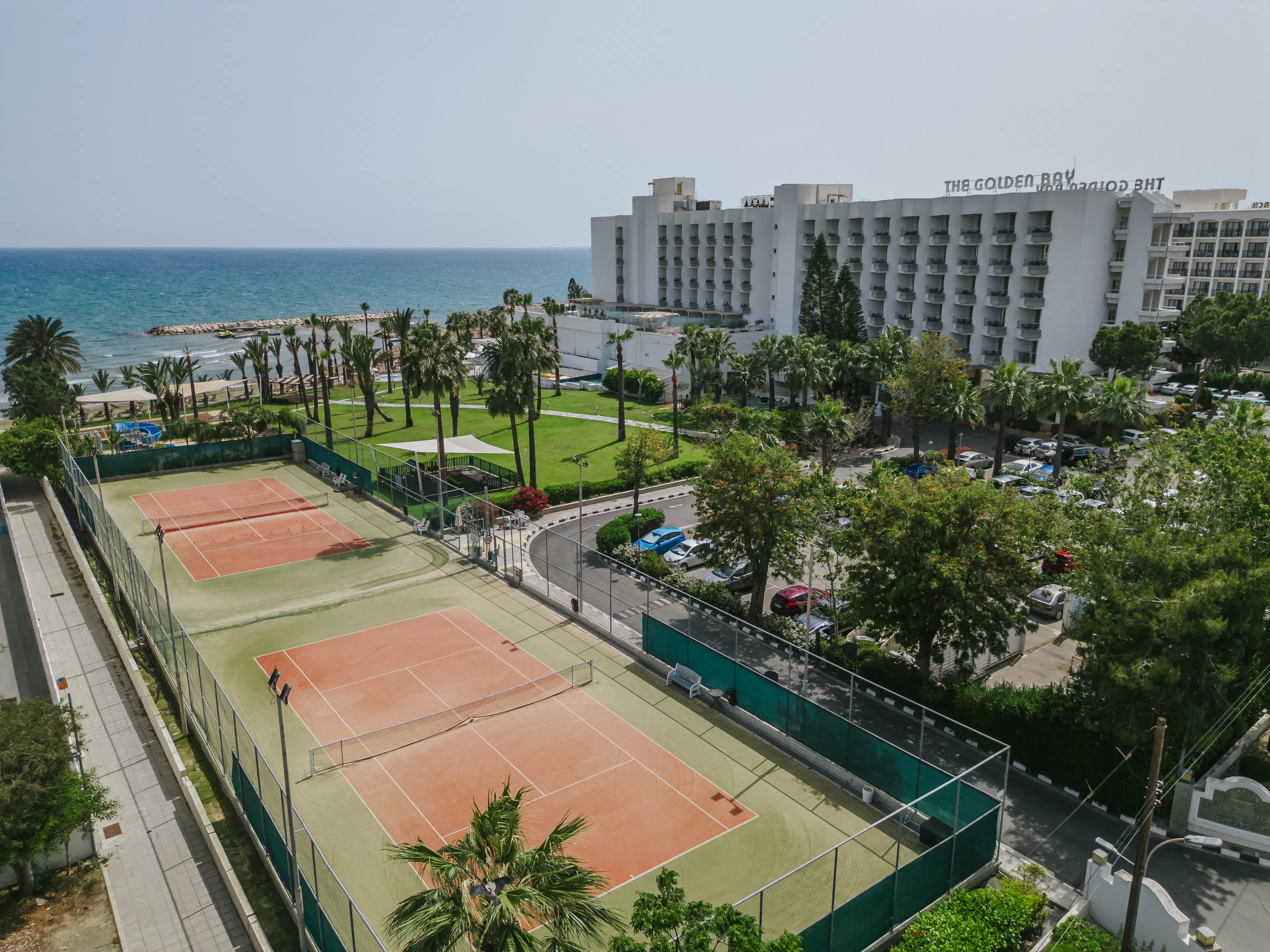 Golden Bay Beach Hotel - sport