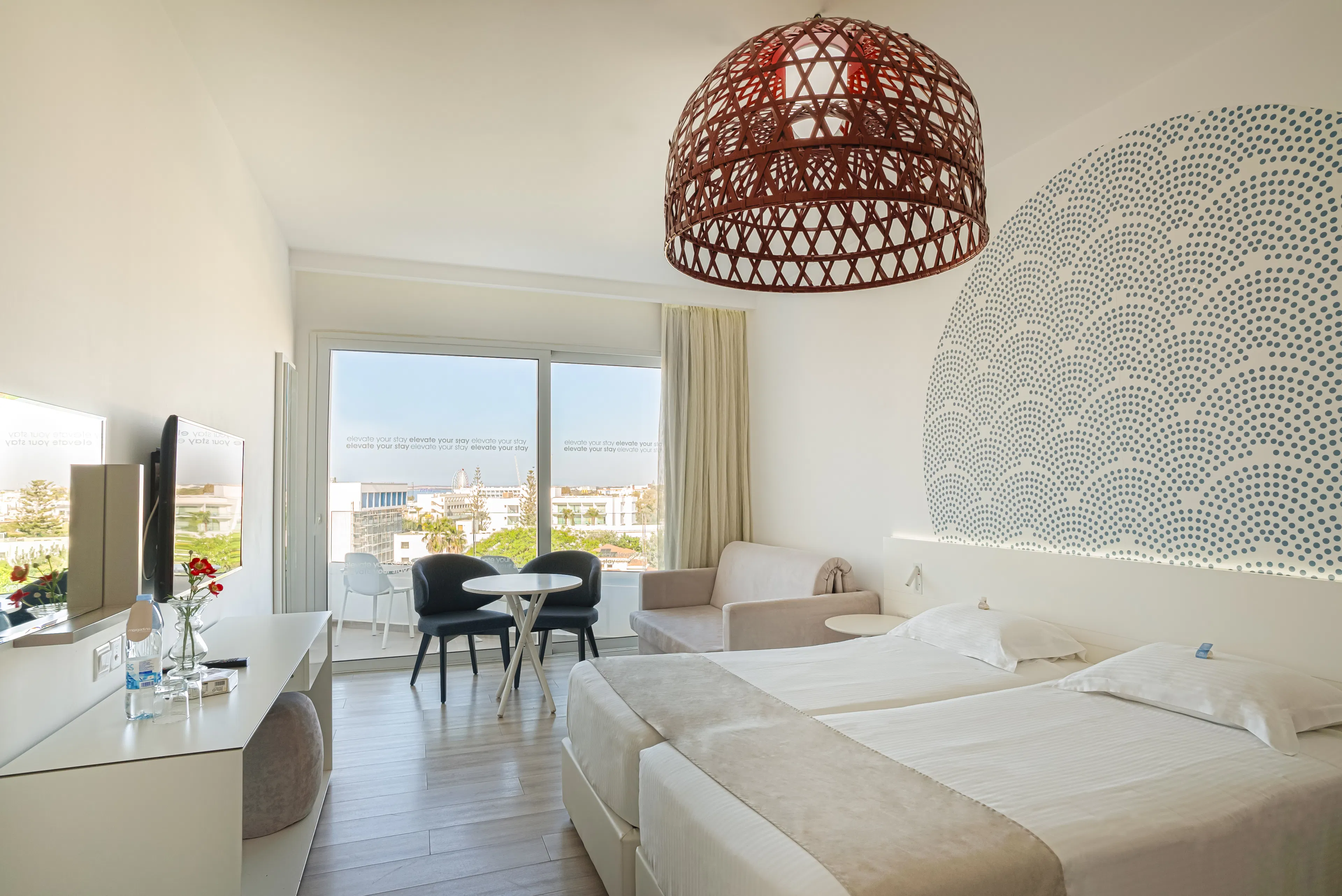 Superior Room (Inland View, Balcony)