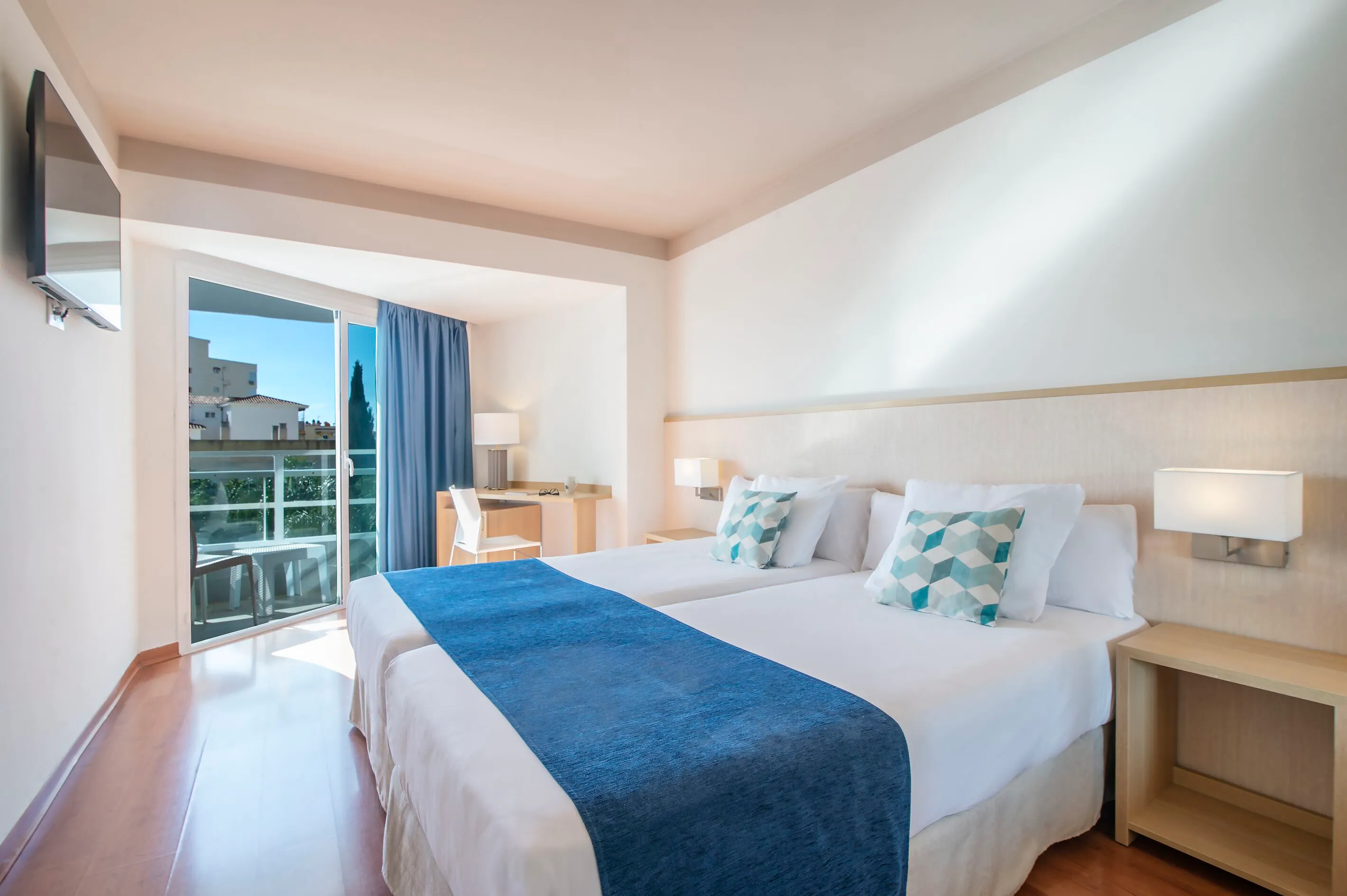 Hotel Costa Malaga by Pierre Vacances - rooms