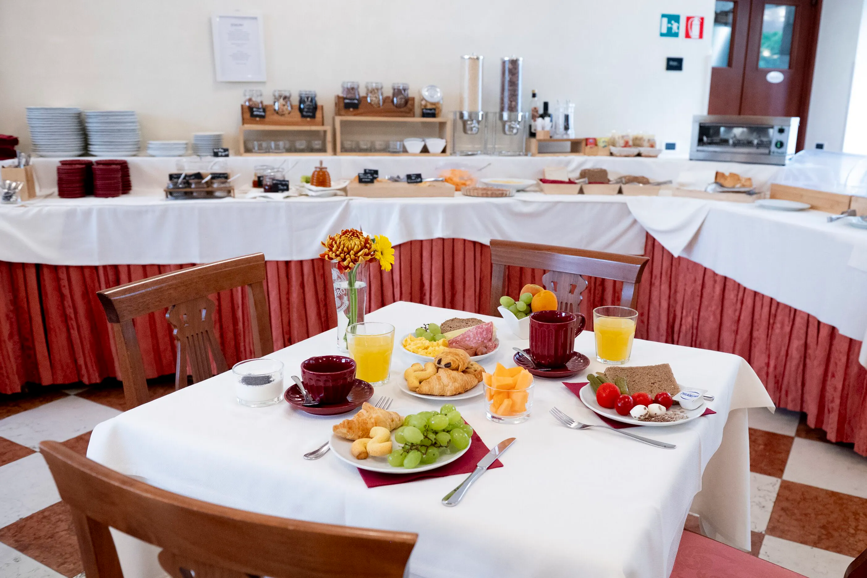 Romantik Hotel Russo Palace - foodAndBeverage