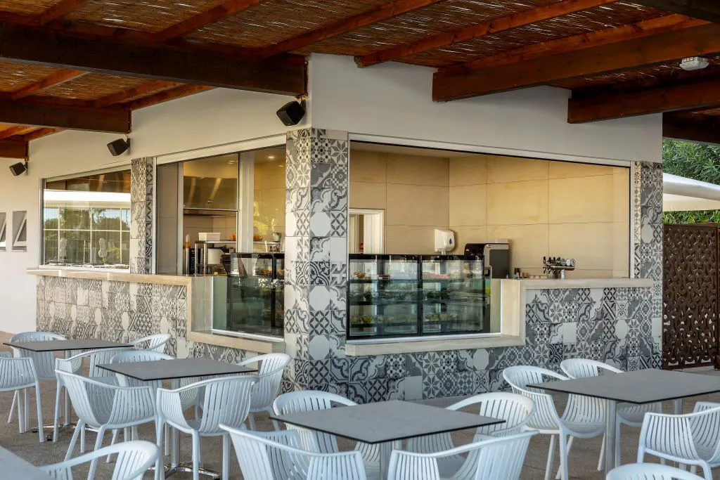Chrysomare Beach Hotel and Resort - foodAndBeverage