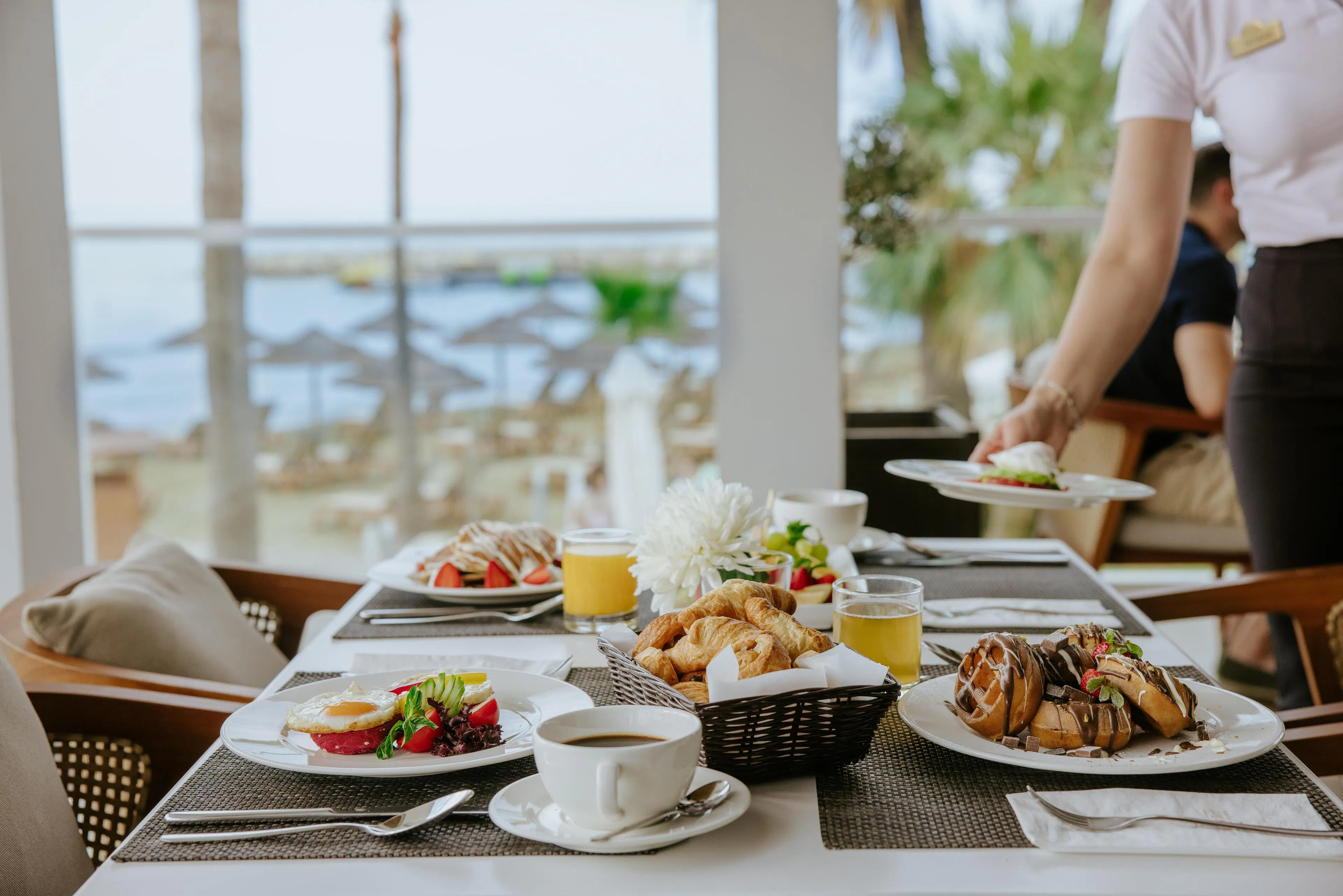Golden Bay Beach Hotel - foodAndBeverage
