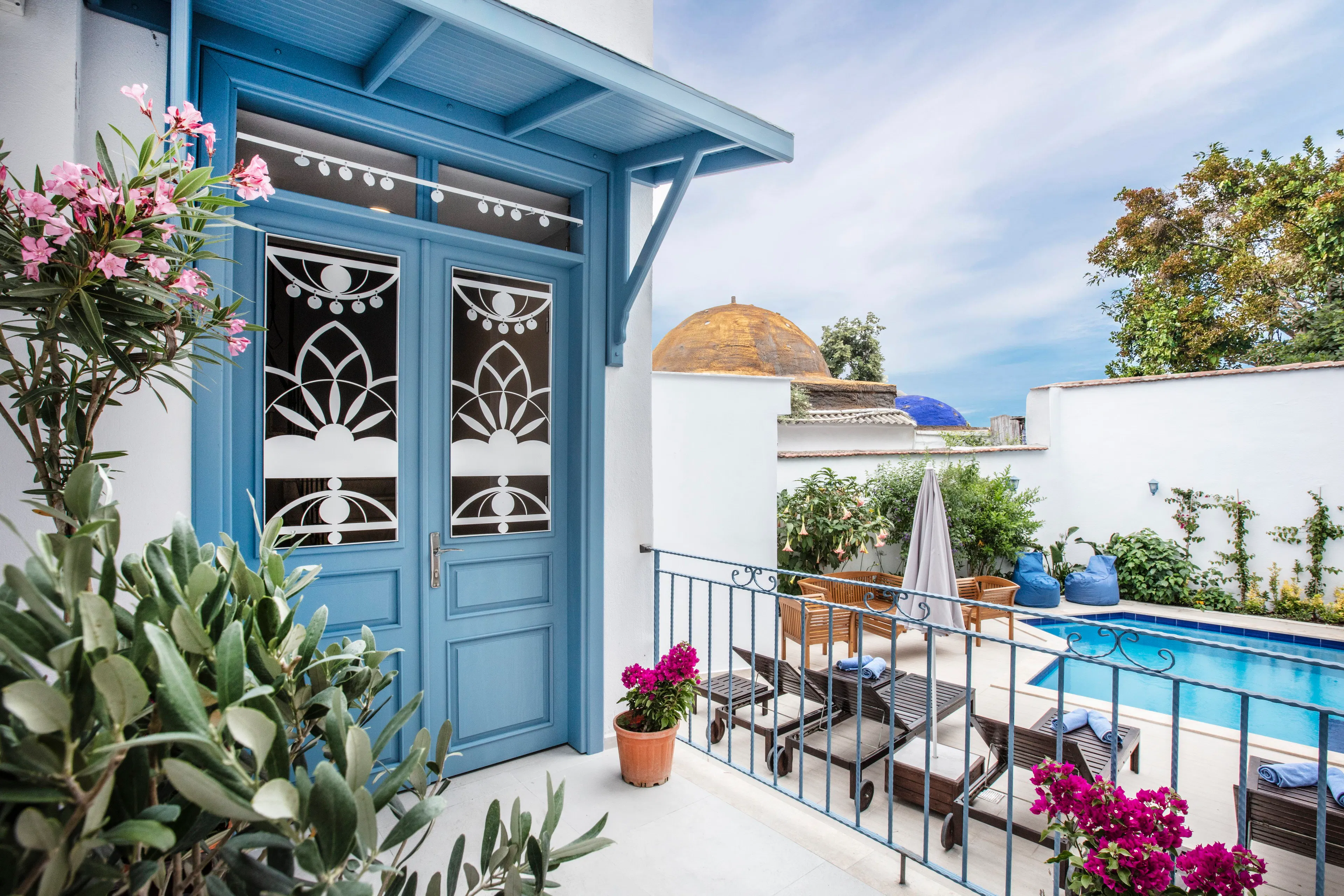 Eliada Hotel - location