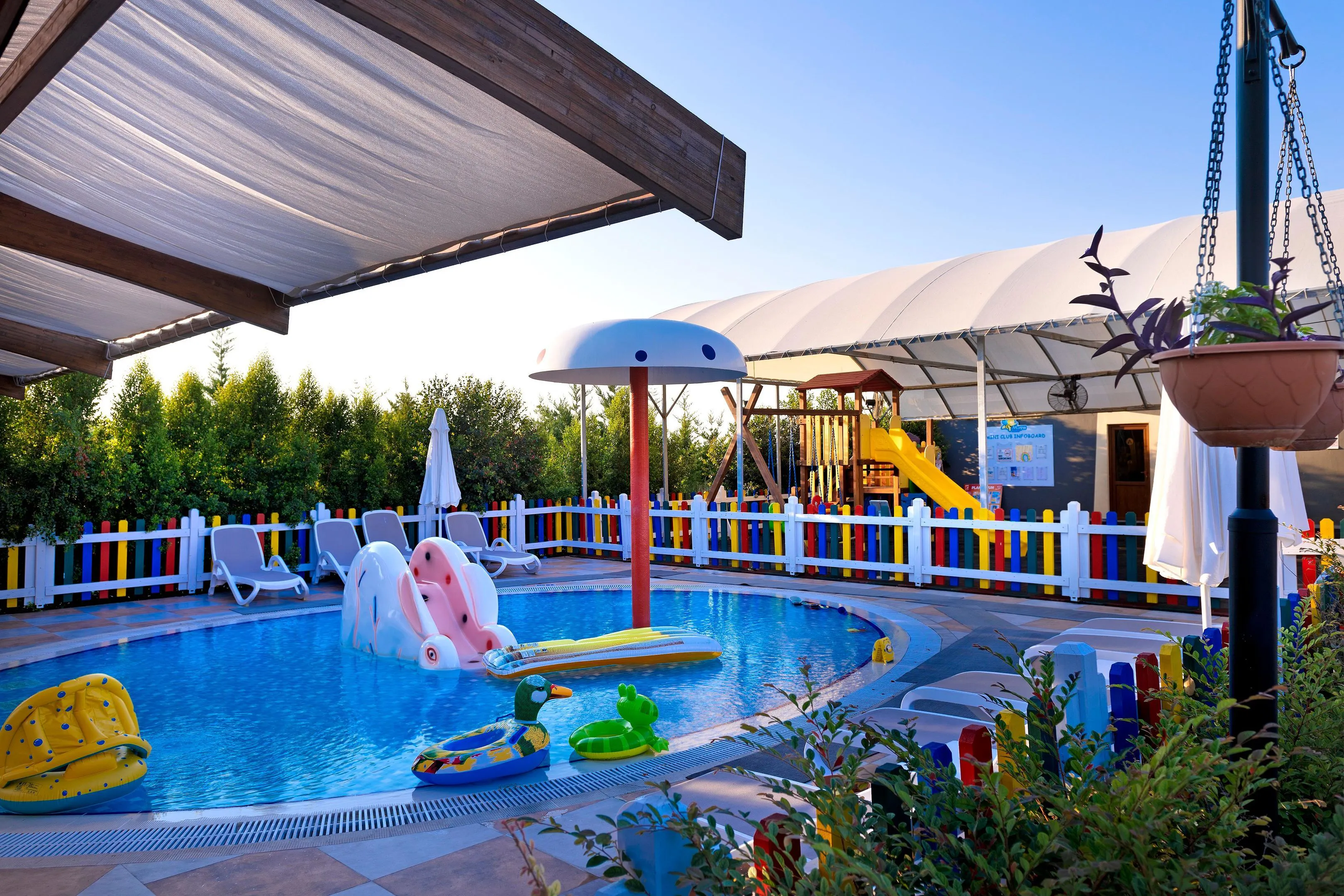 Adalya Elite Lara - pool