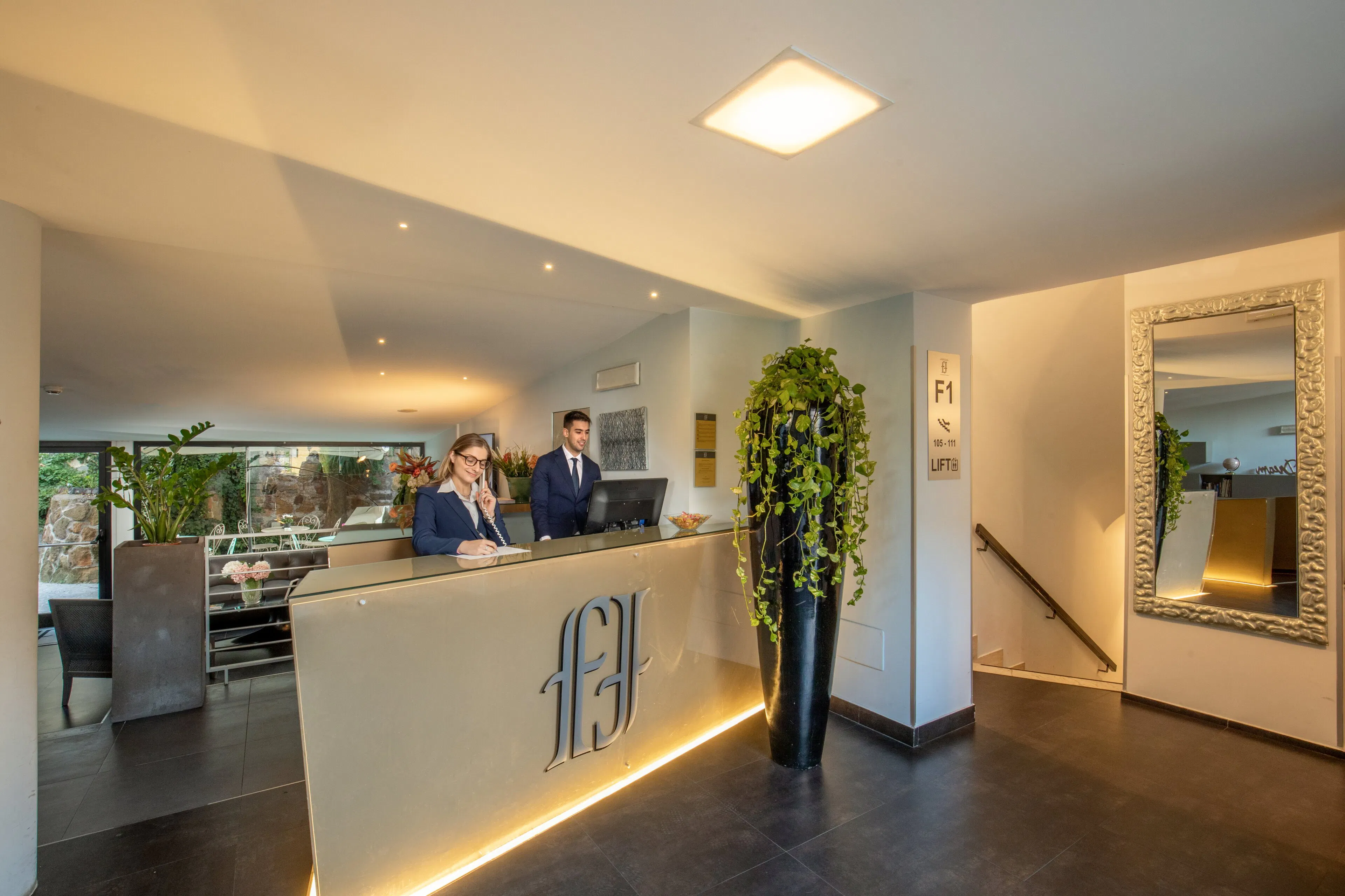 Fragrance St. Peter - facilities