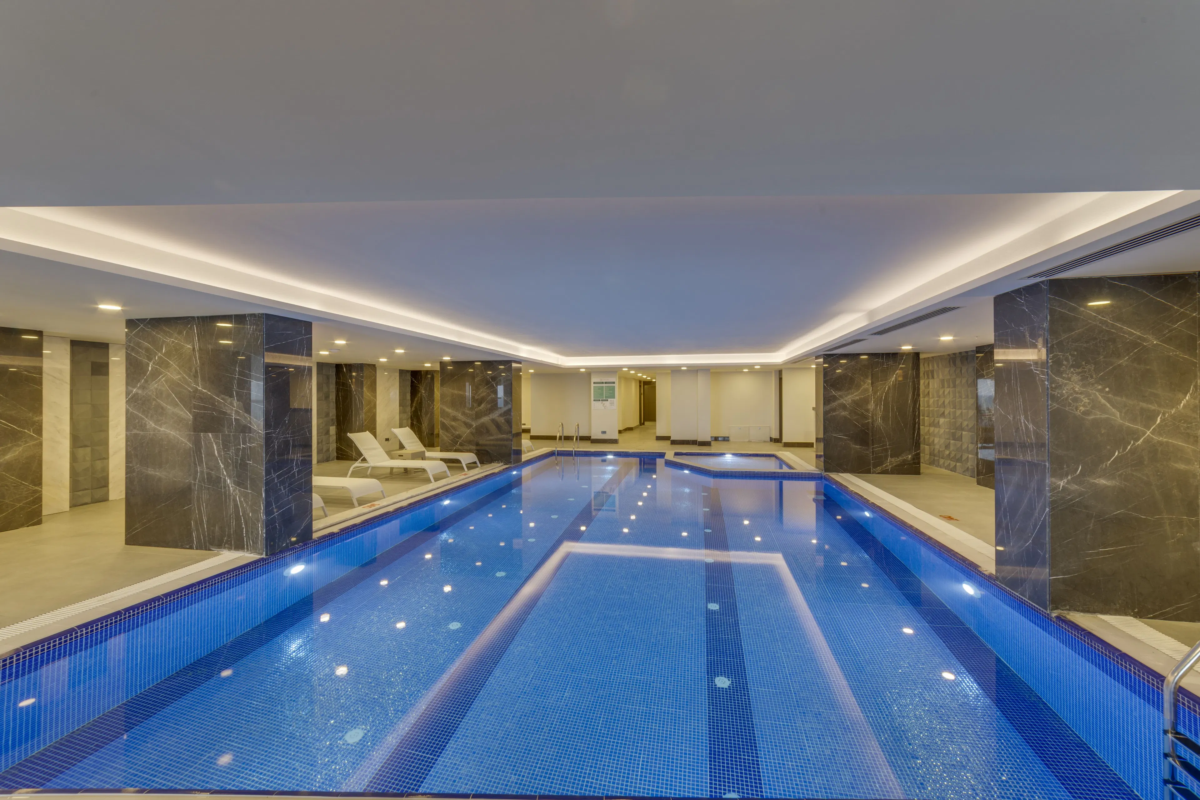 Signature Blue Resort - pool