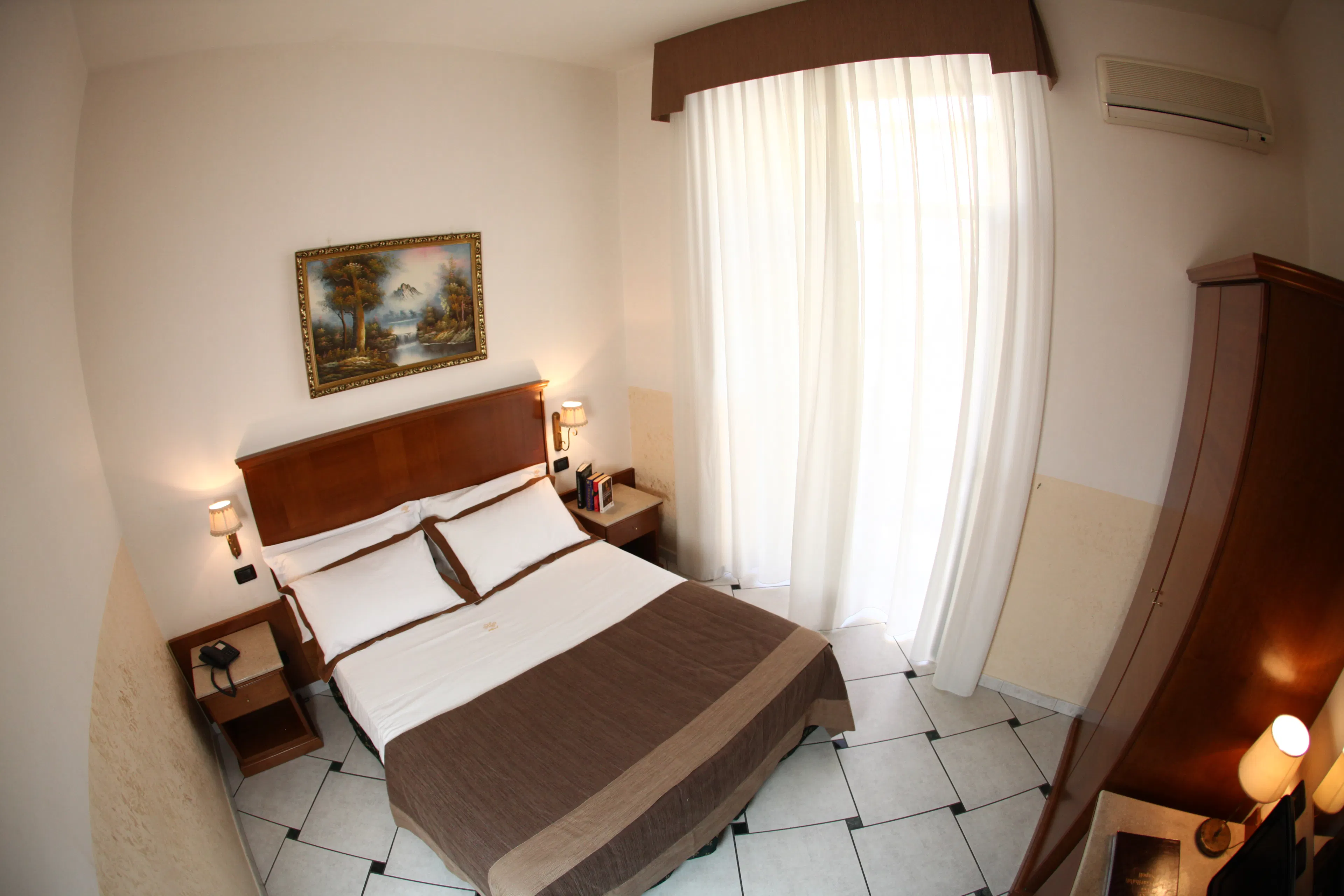 Hotel Garibaldi - rooms